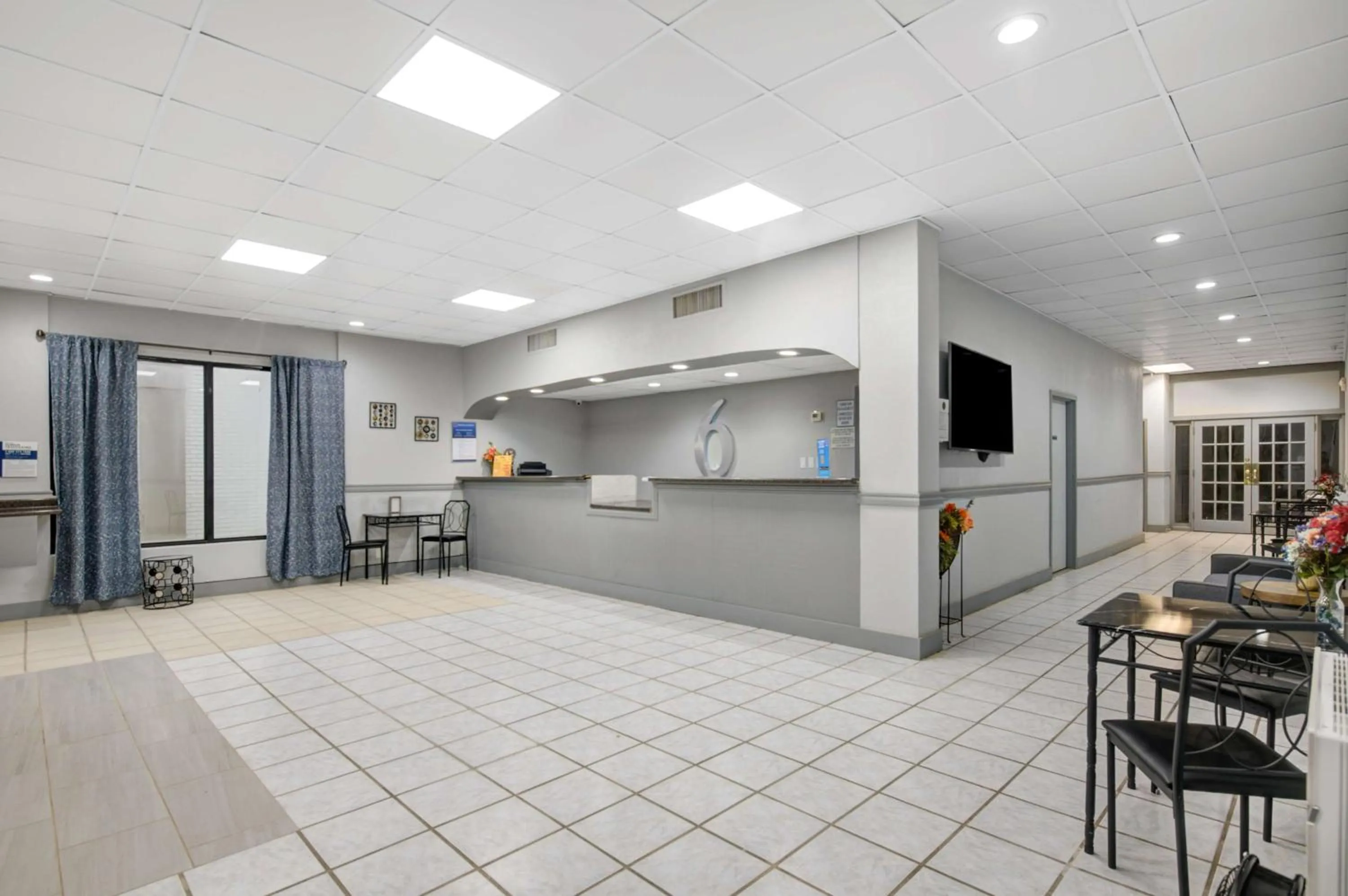 Lobby or reception in Motel 6 Chickasha, OK