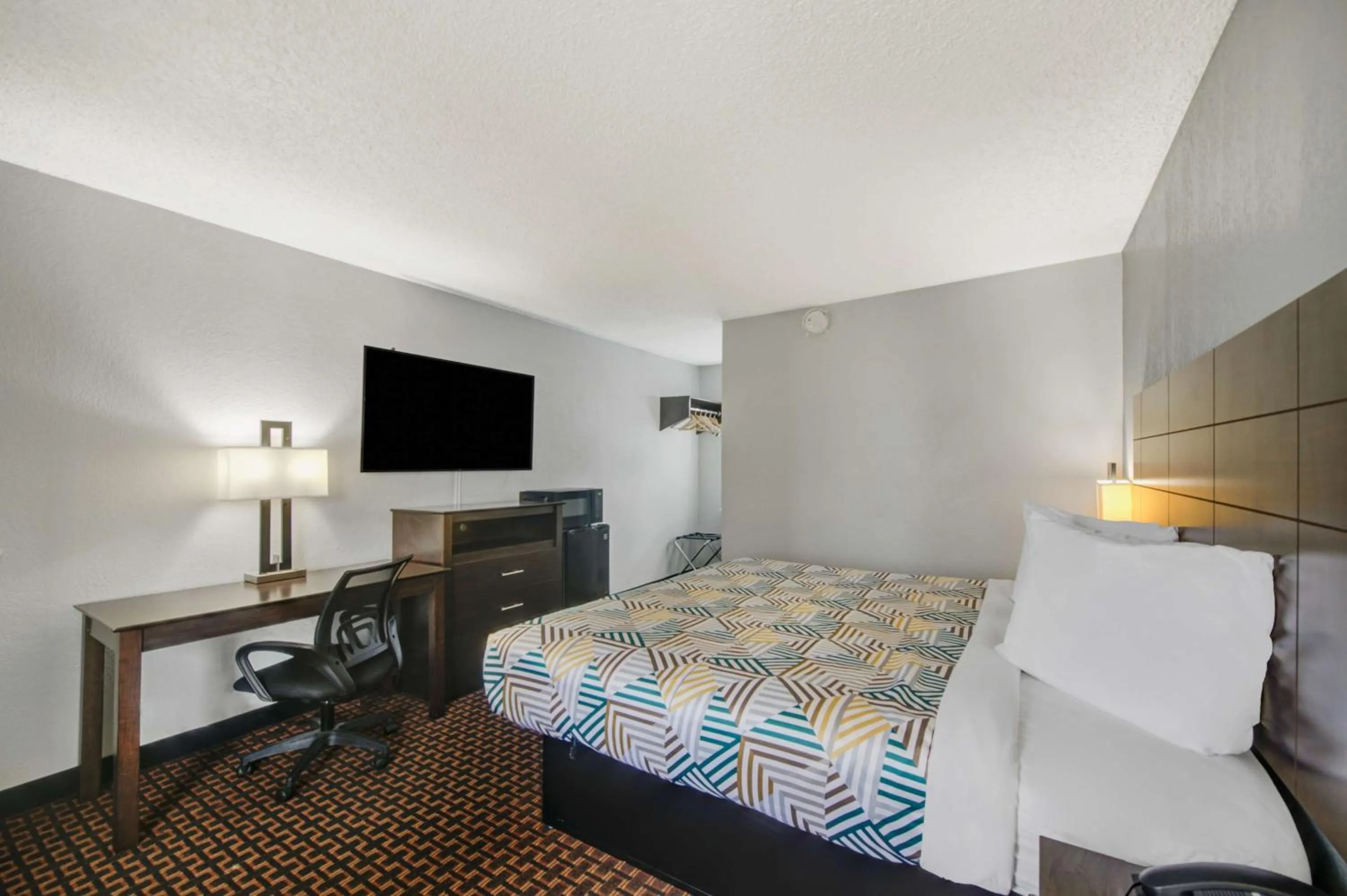 Motel 6 Chickasha, OK