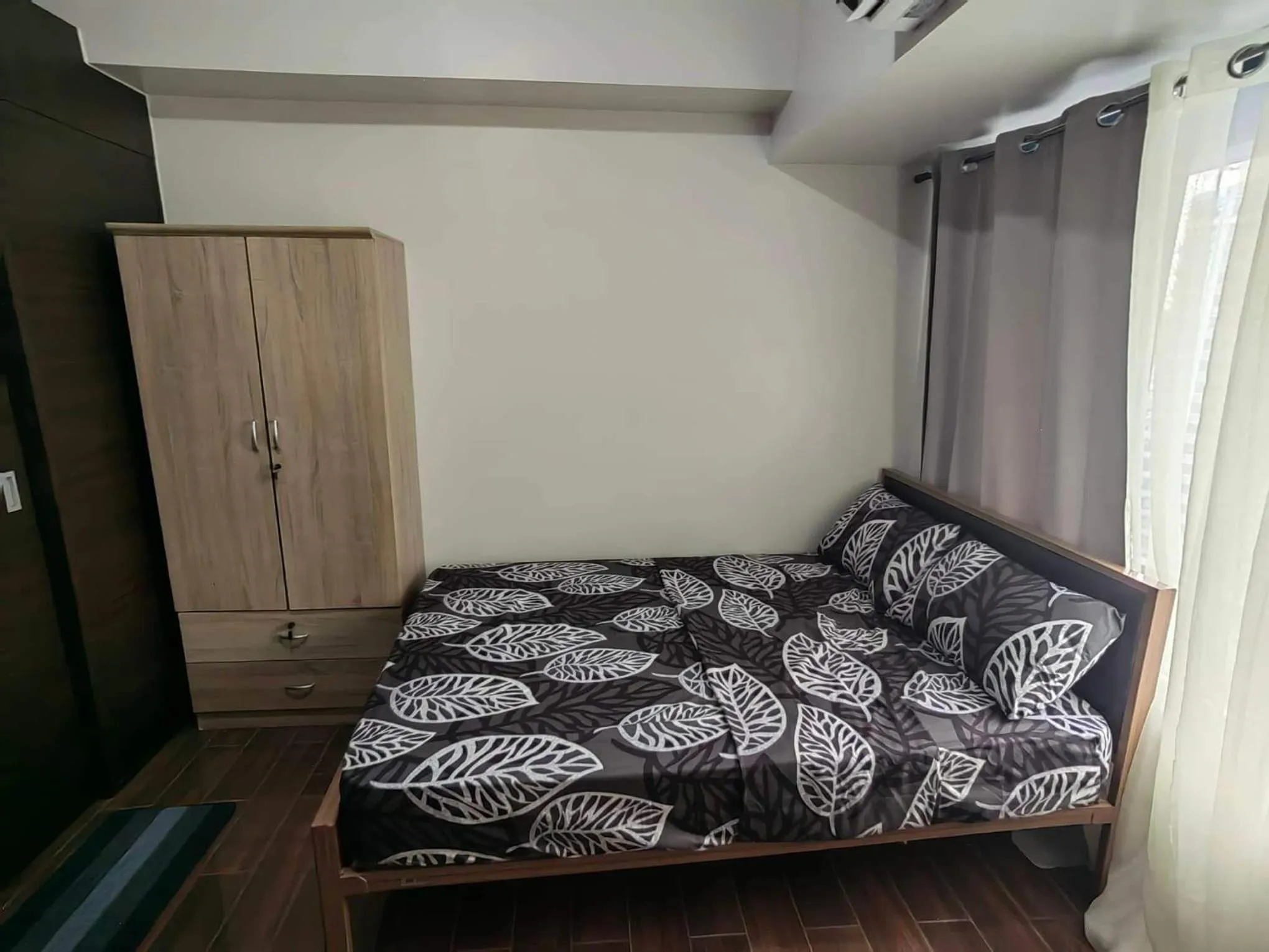 Bed in Cruz Air Residences