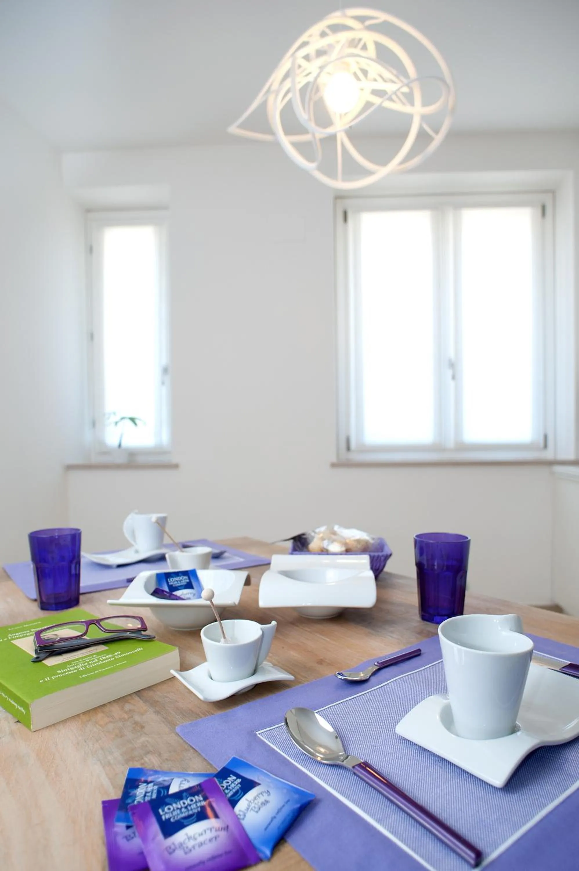Seating area in Palazzo Boscareto - suites di charme in centro storico - garage moto, box bici