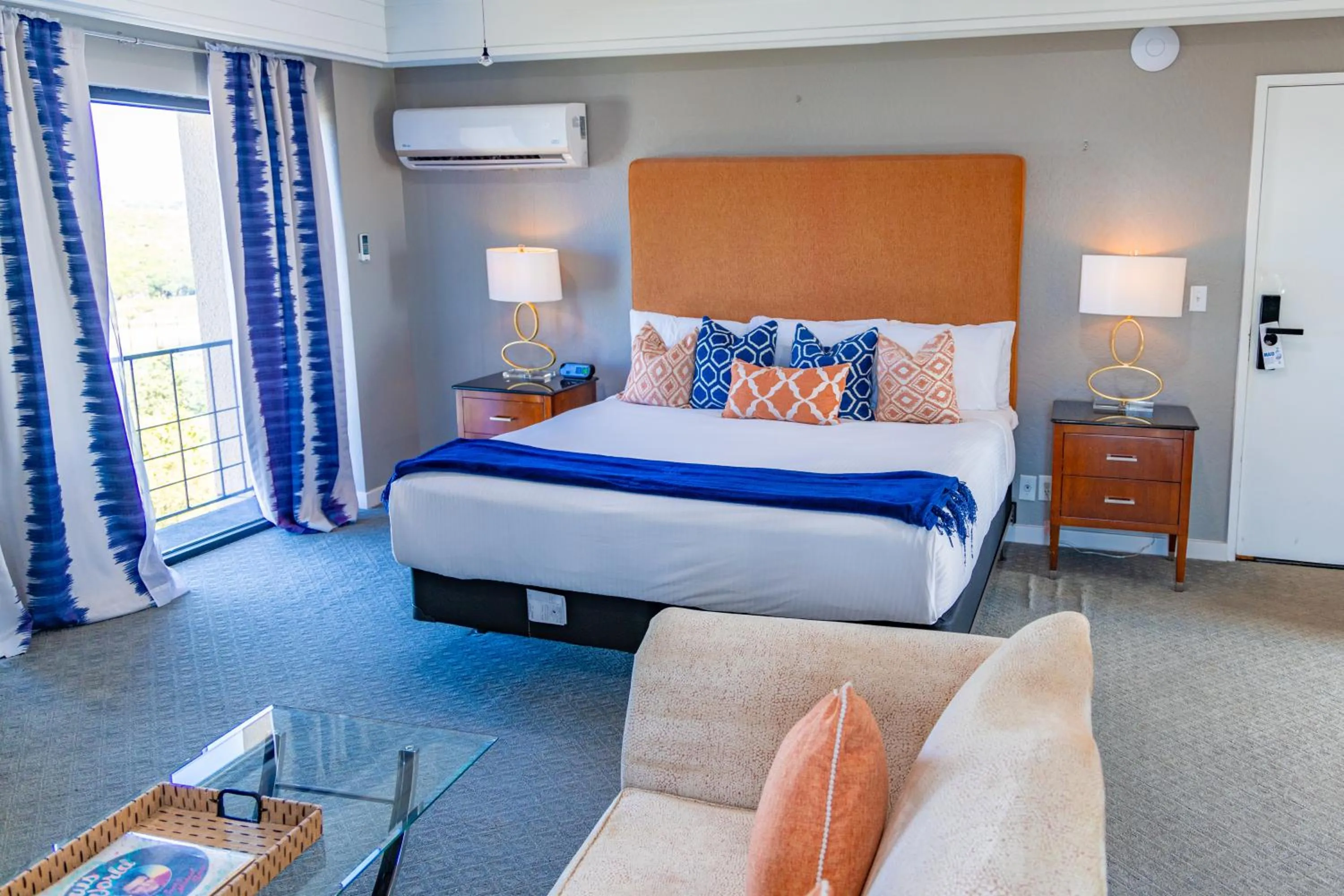 Bedroom, Bed in Tanglewood Resort on Lake Texoma, an Ascend Collection Resort