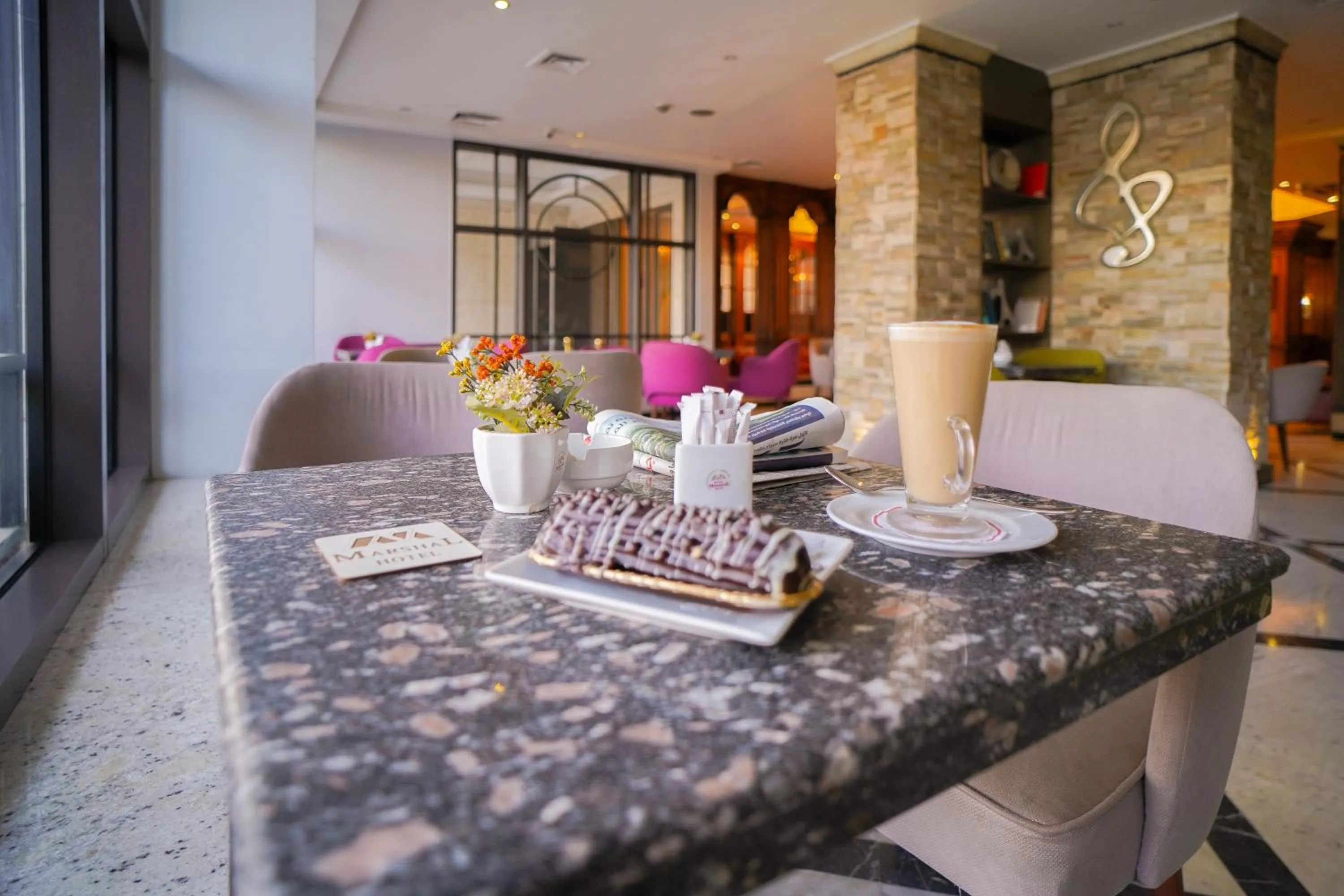 Drinks in Hotel Royal Marshal