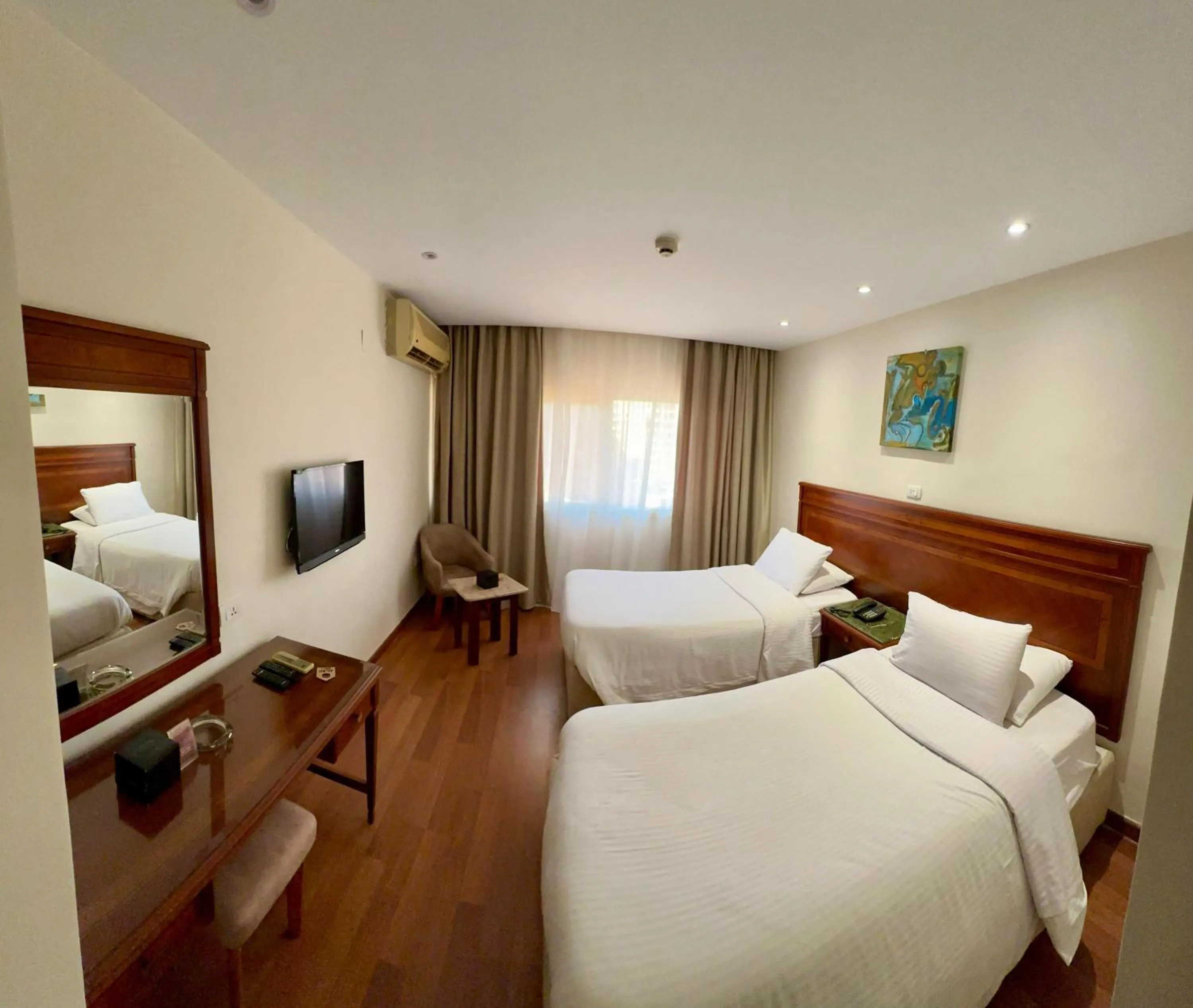 Bedroom, Bed in Hotel Royal Marshal