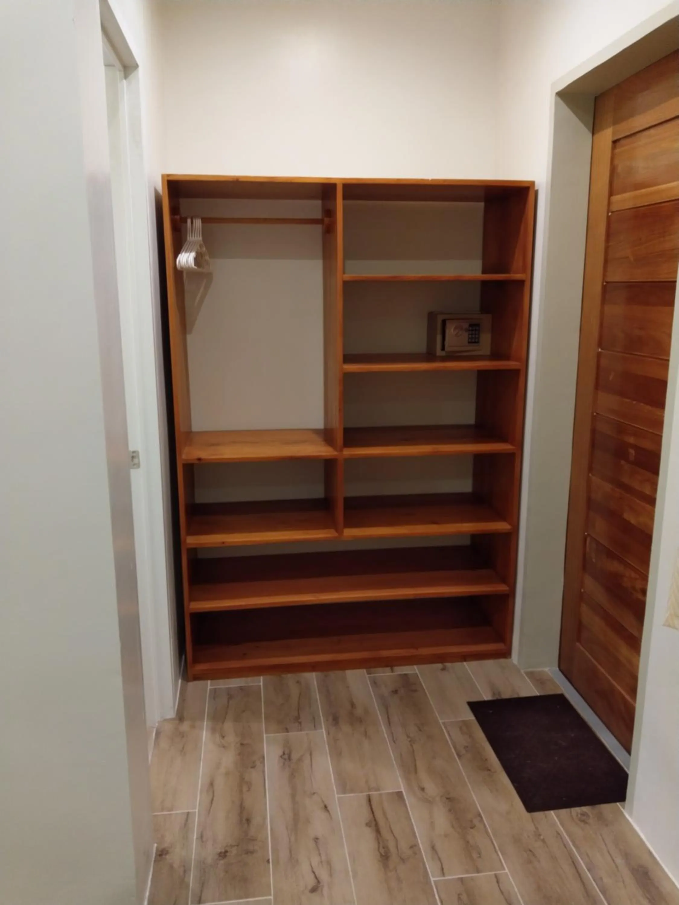 wardrobe in SBG Resort Lambug