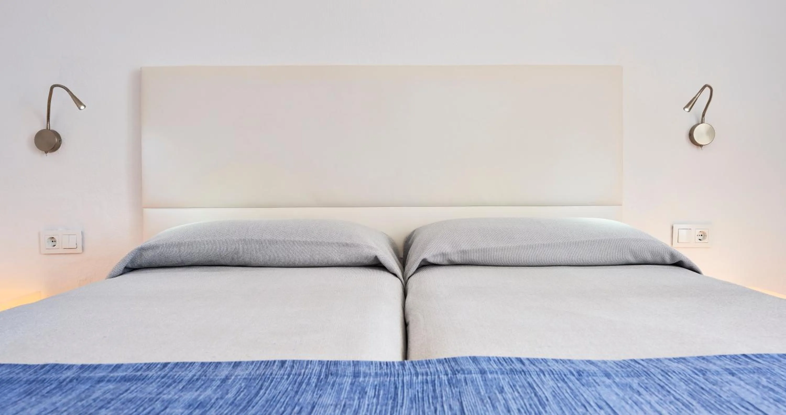 Bed in Globales Cala'n Bosch