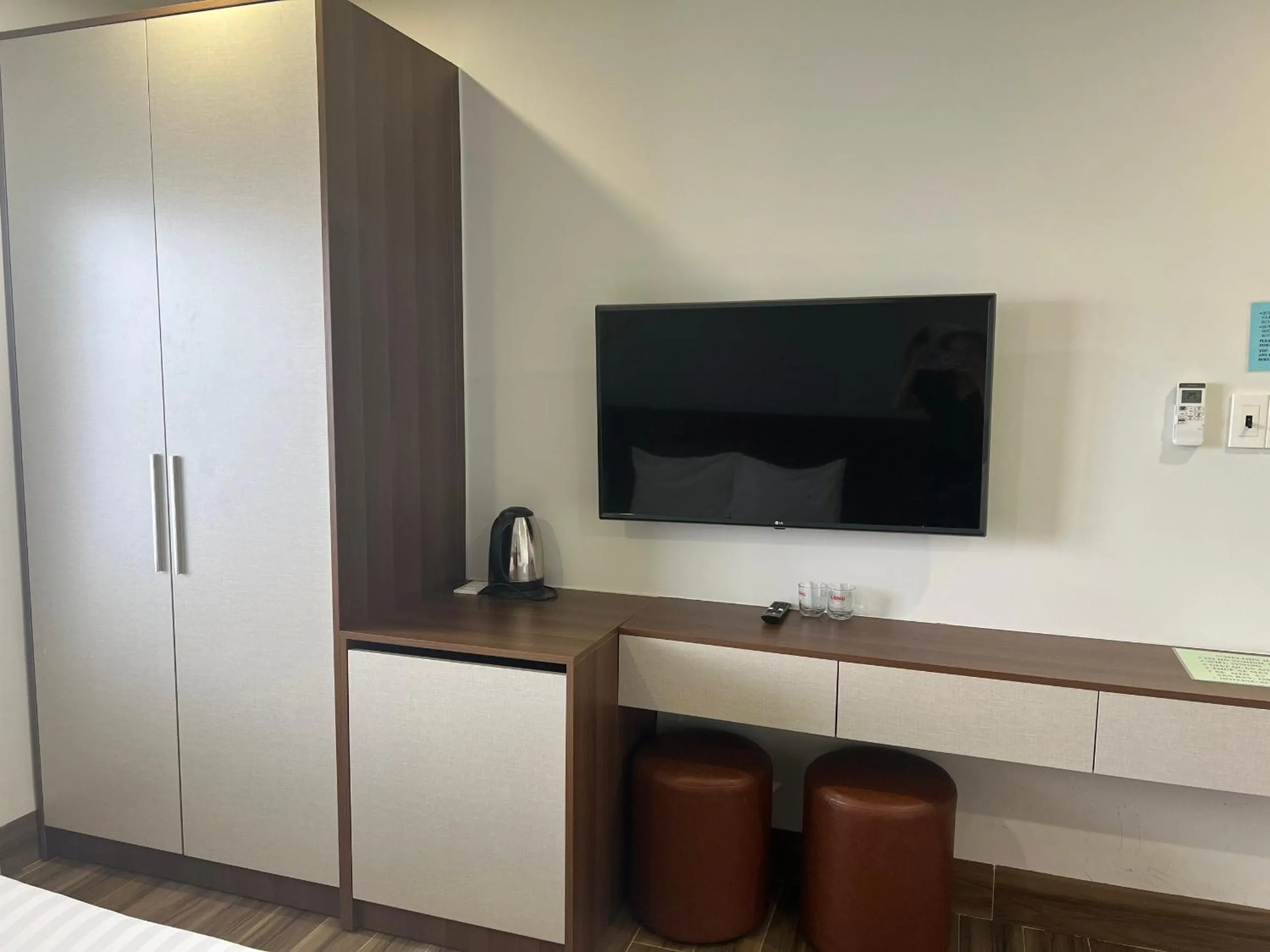 TV and multimedia in Melody Hotel