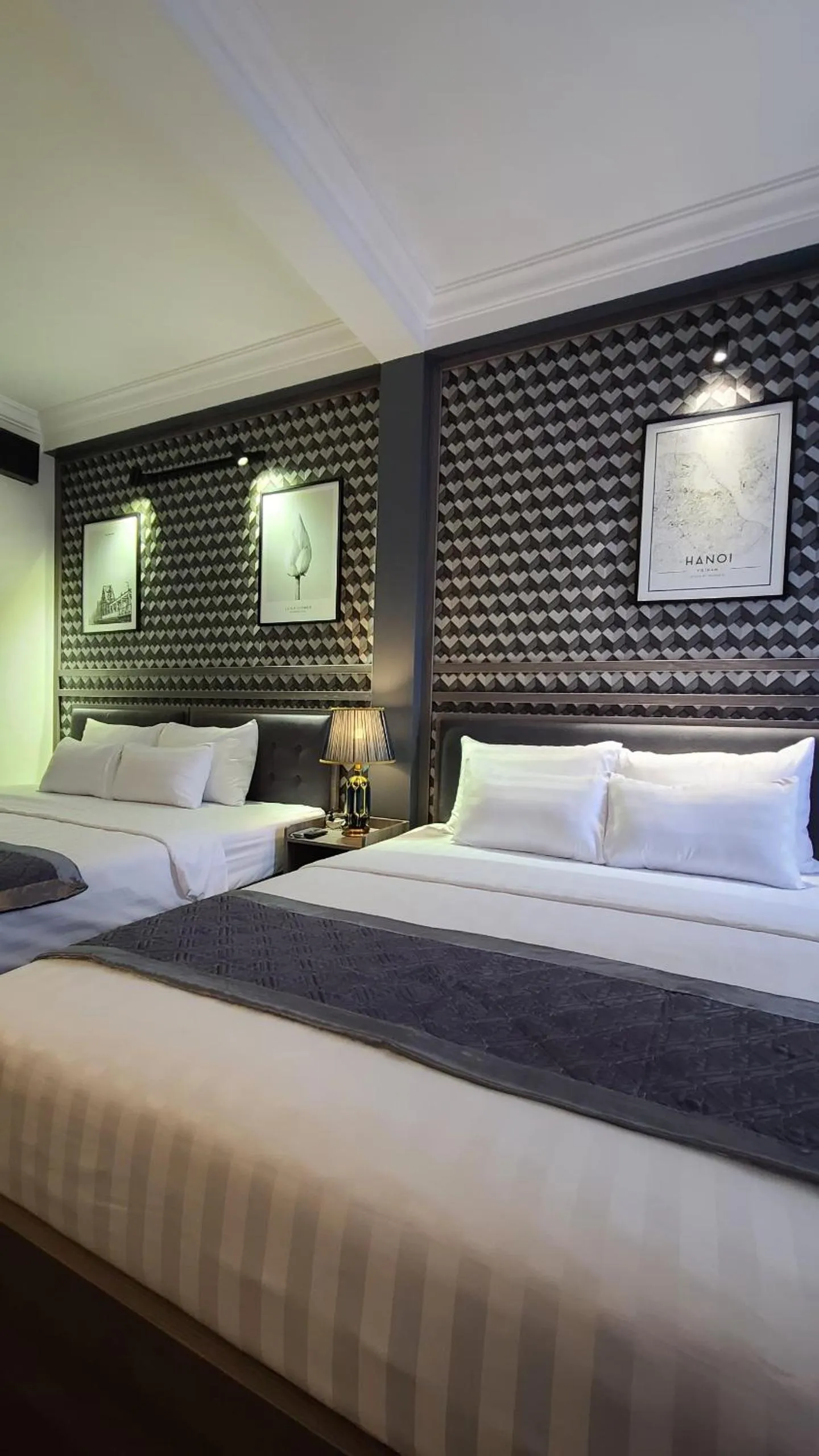 Photo of the whole room, Bed in Hanoi Lucky Hostel