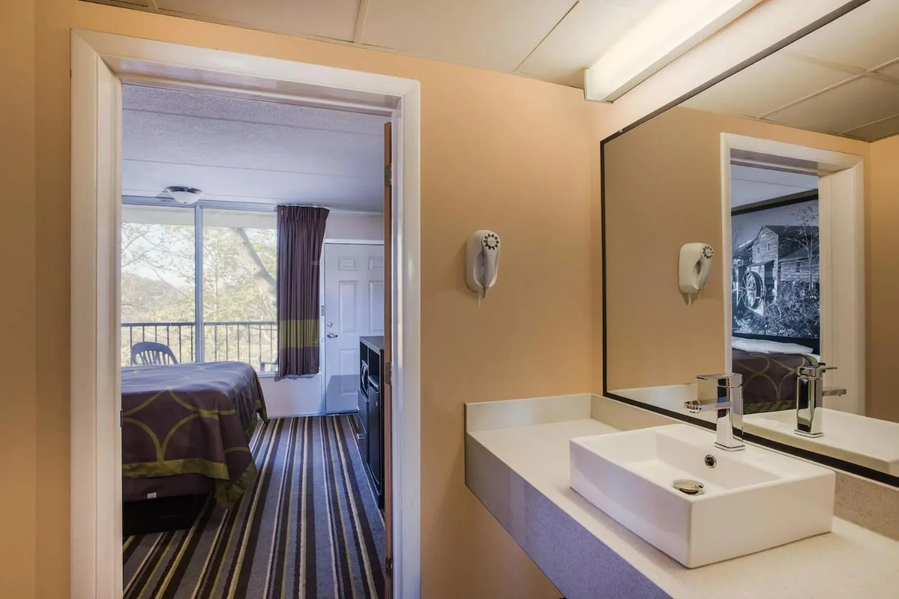 Bathroom in Super 8 by Wyndham Sevierville Riverside