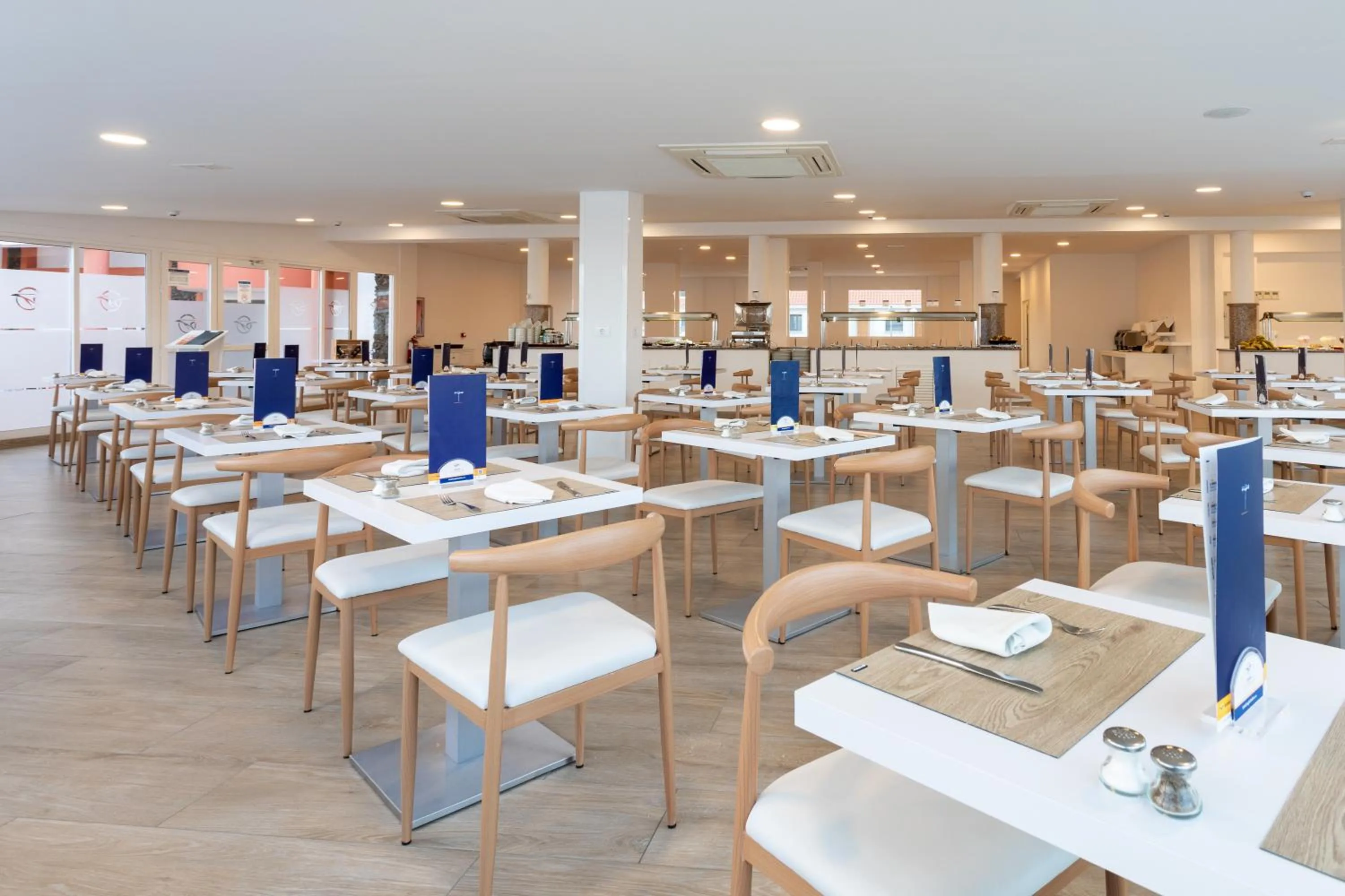 Restaurant/places to eat in Globales Costa Tropical