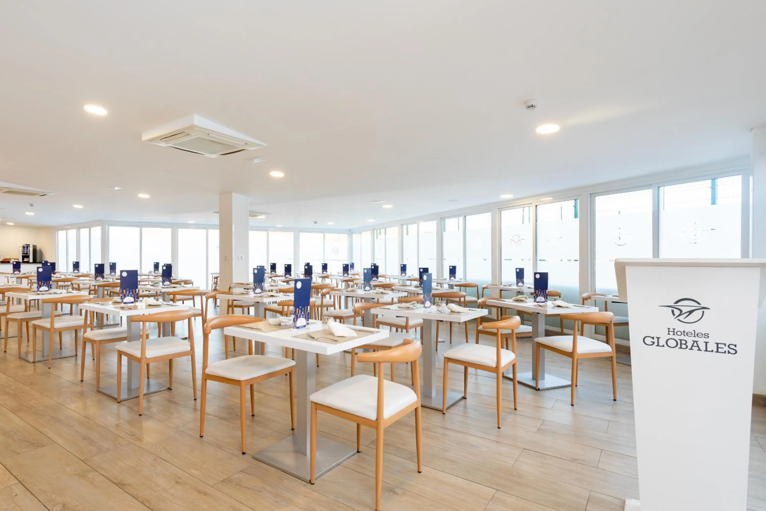 Restaurant/places to eat in Globales Costa Tropical