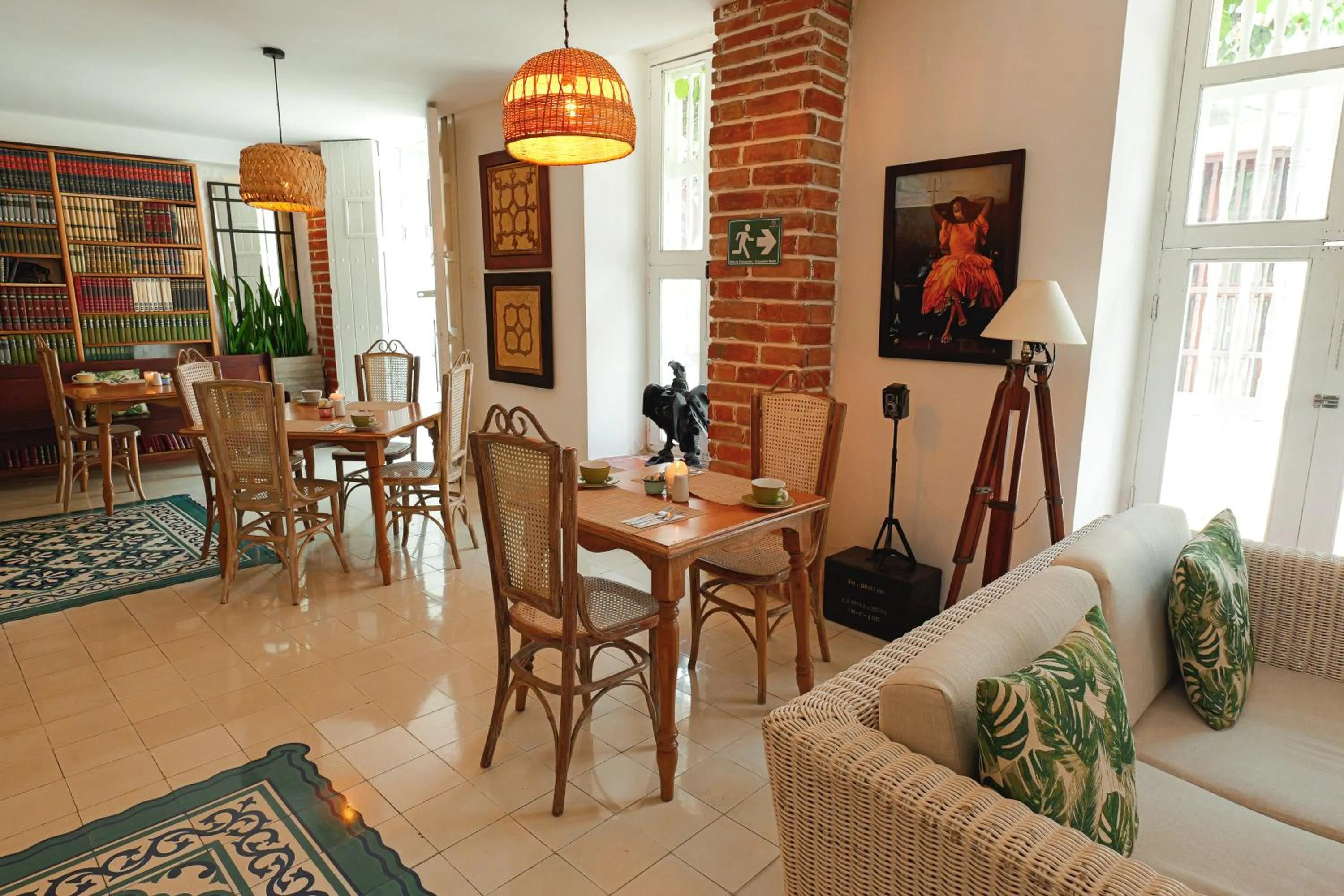 Restaurant/places to eat in Hotel Kartaxa