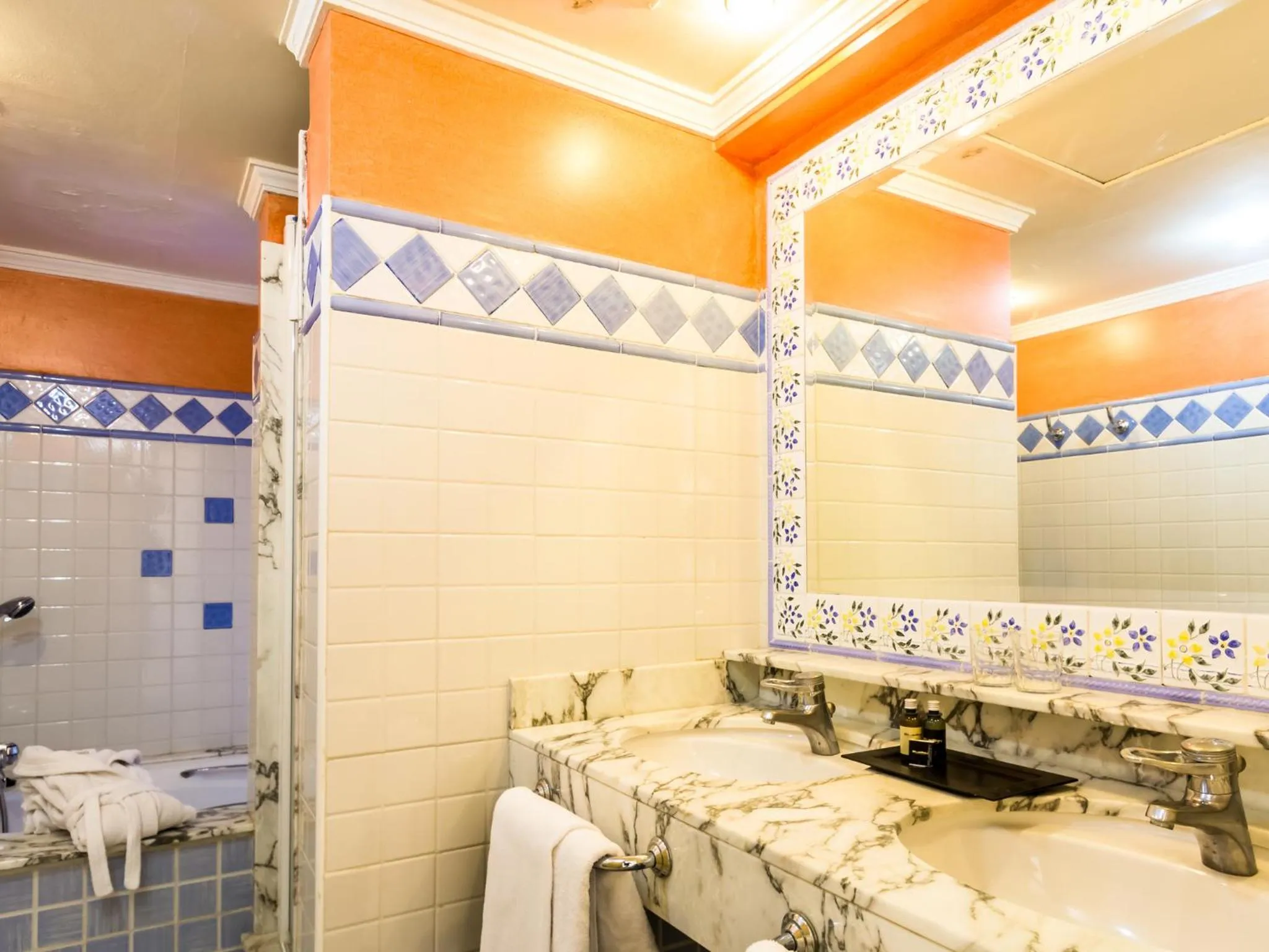 Bathroom in Apartamentos BlueBay Beach Club