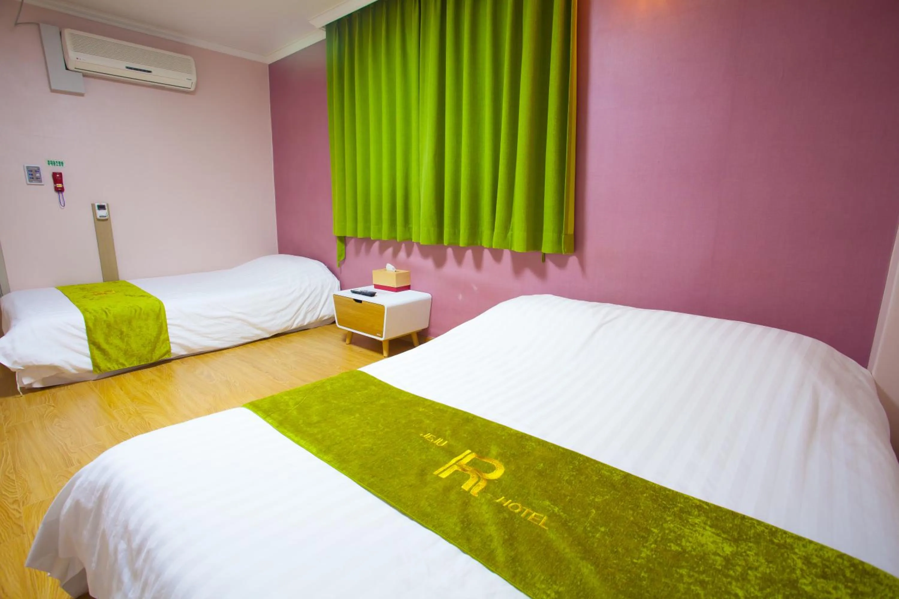 Photo of the whole room, Bed in Jeju R Hotel & Guesthouse