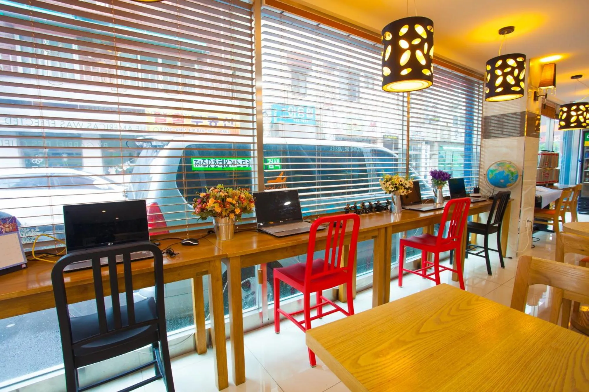 Business facilities in Jeju R Hotel & Guesthouse