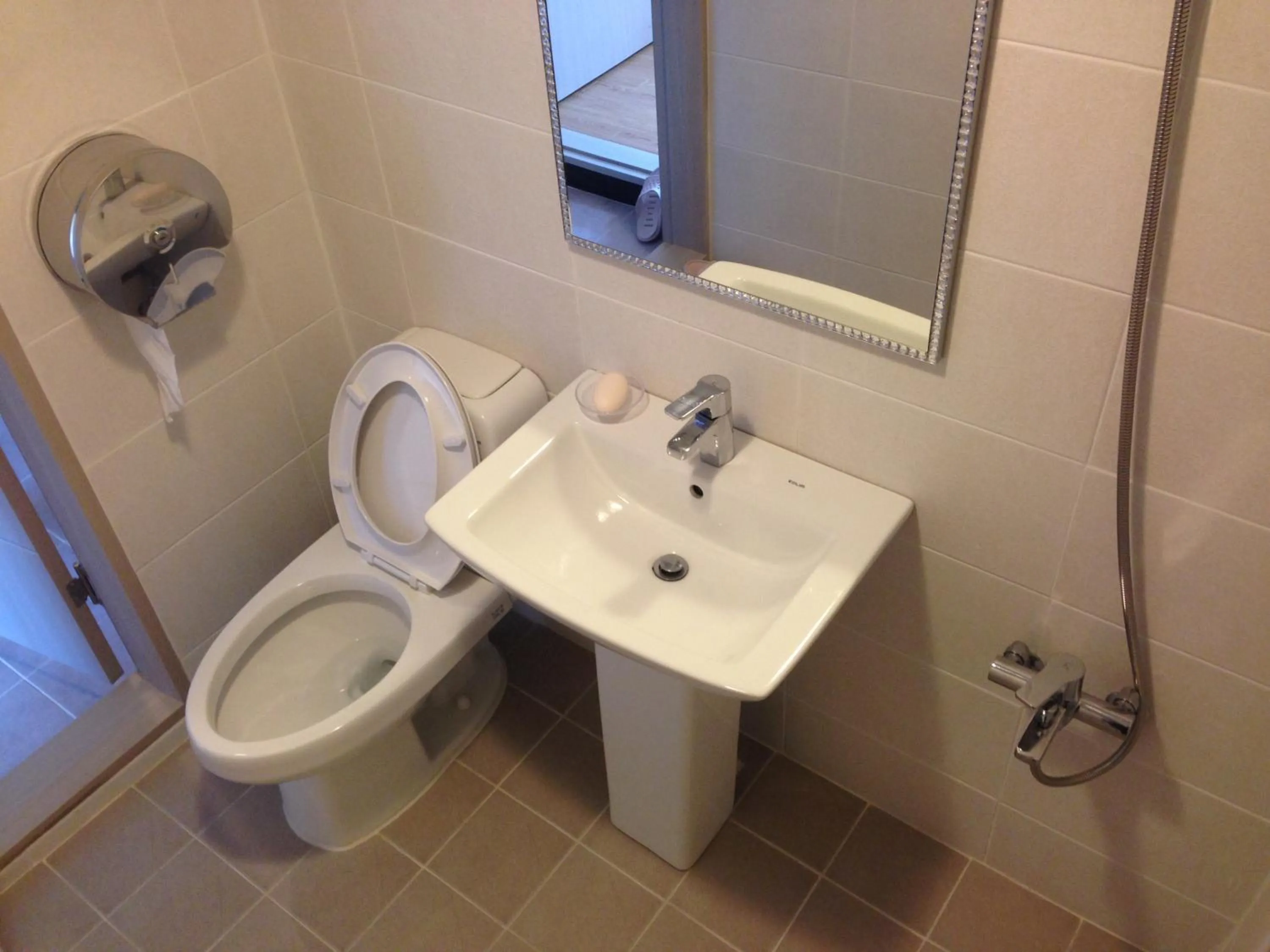 Bathroom in Jeju R Hotel & Guesthouse