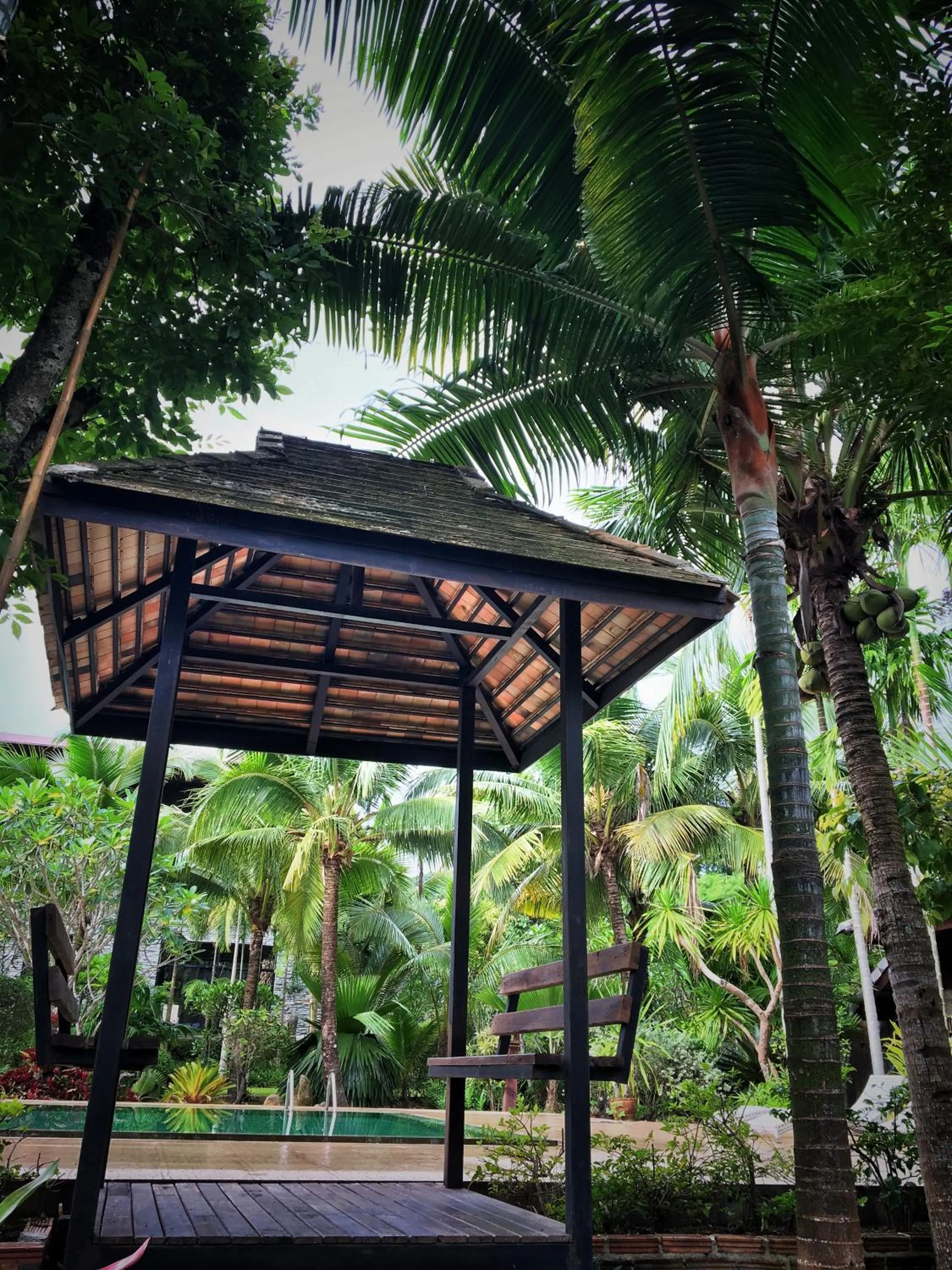 Garden view in Mae Nai Gardens