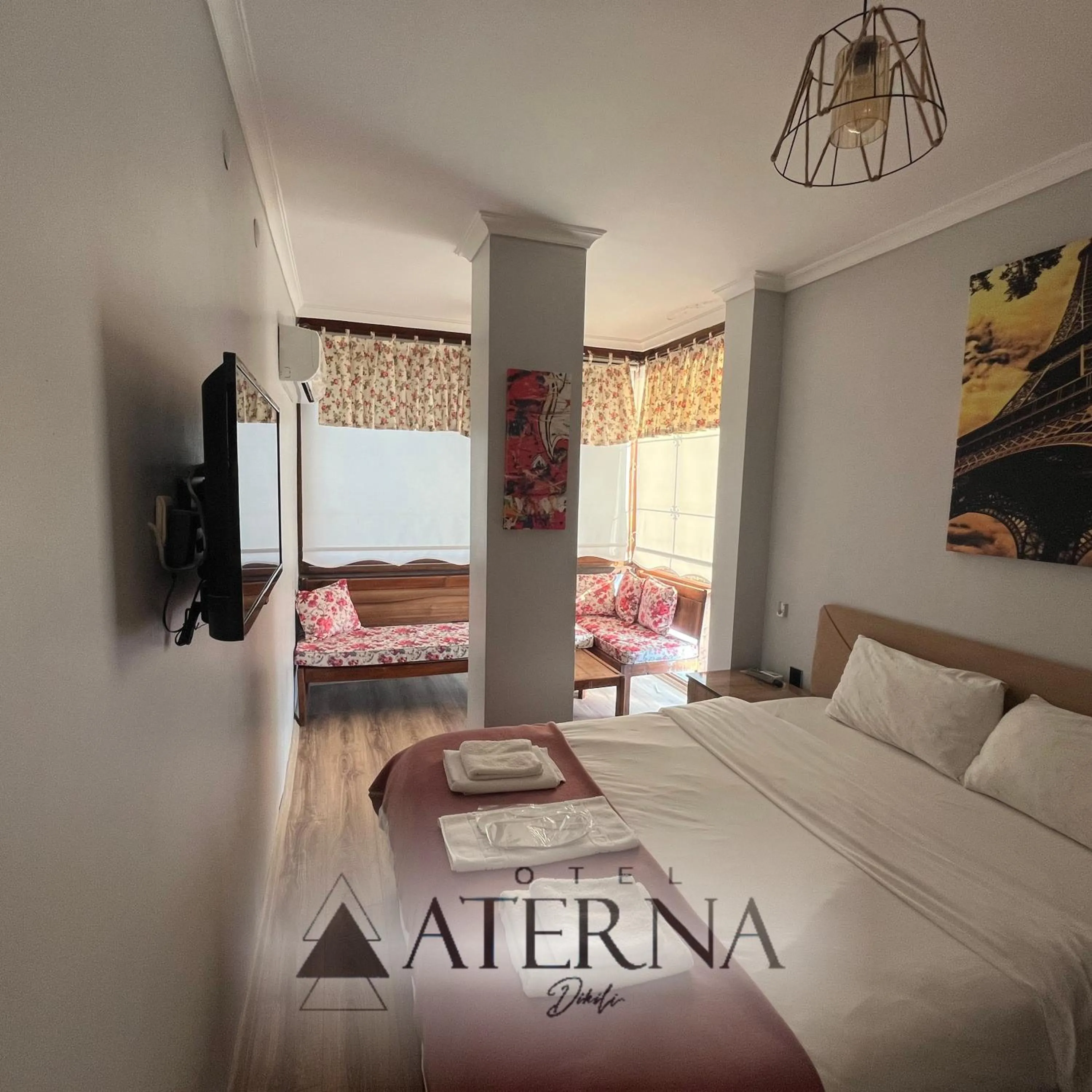 Massage in ATERNA HOTEL