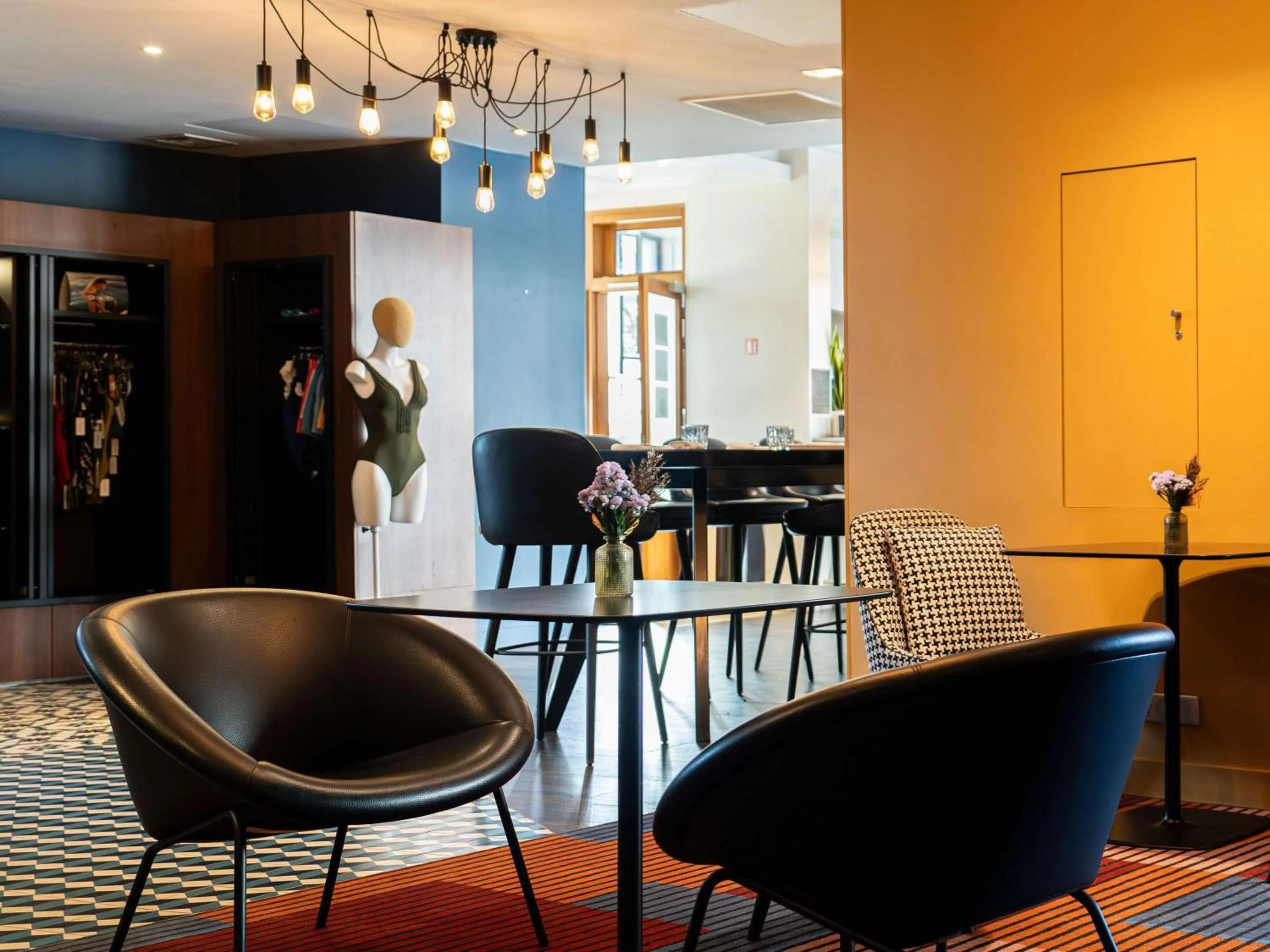 Restaurant/places to eat in Molitor Hotel & Spa Paris - MGallery Collection