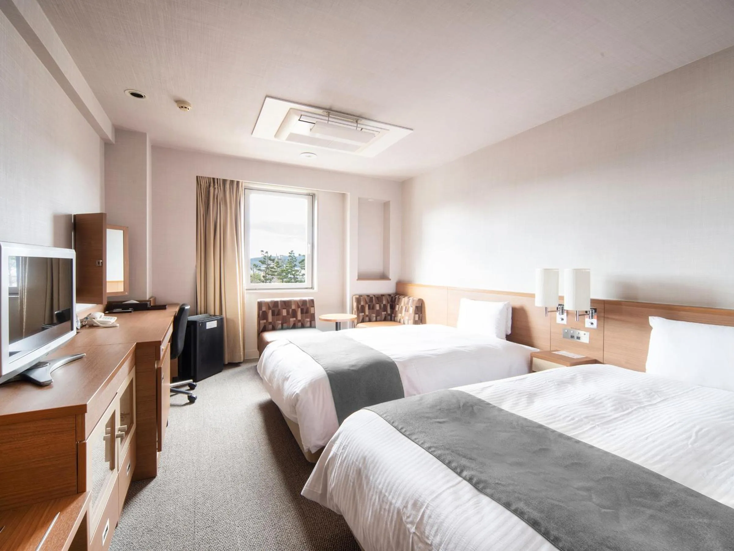 Bed in Vessel Inn Fukuyama Station