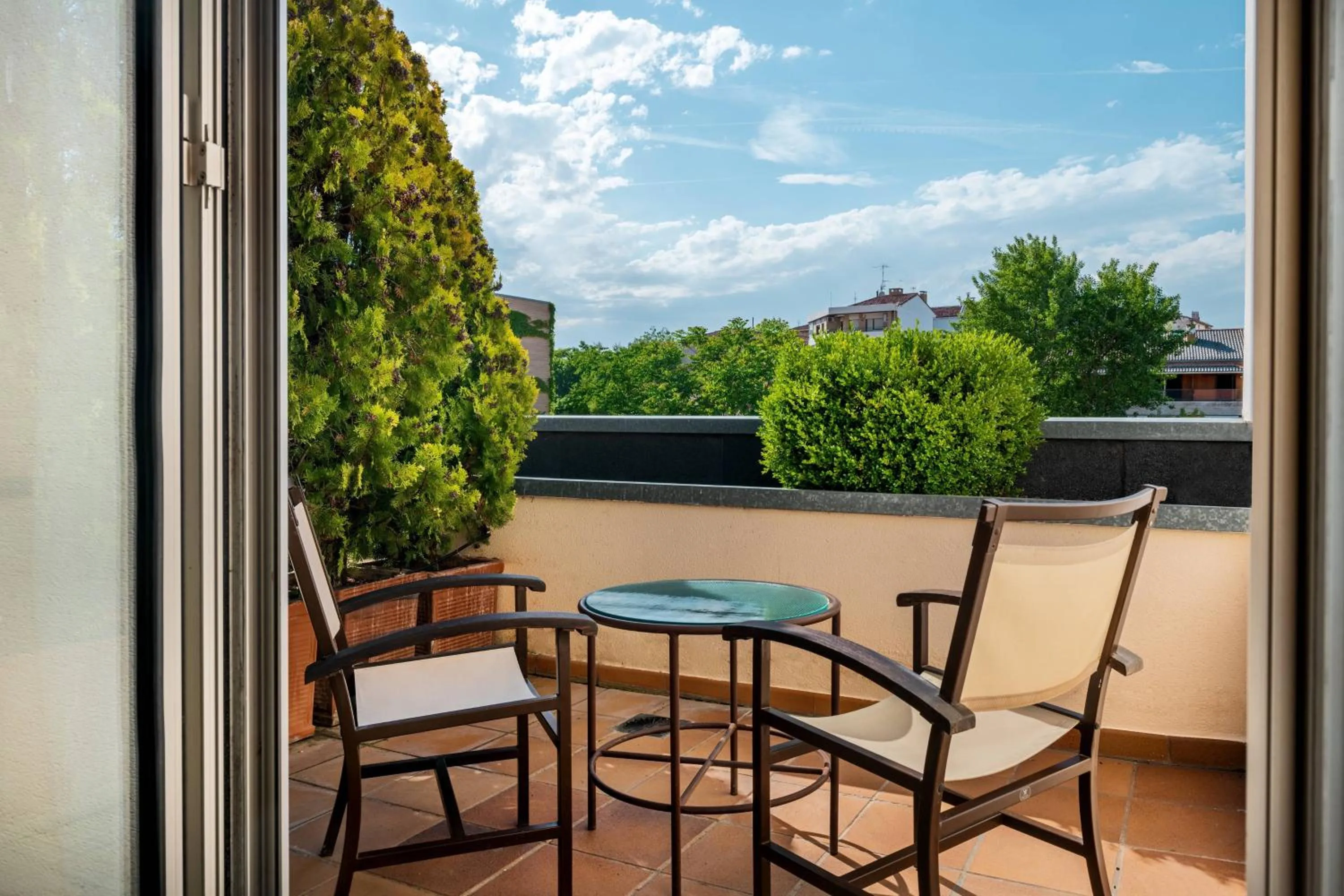 Photo of the whole room in AC Hotel Ciudad de Tudela by Marriott