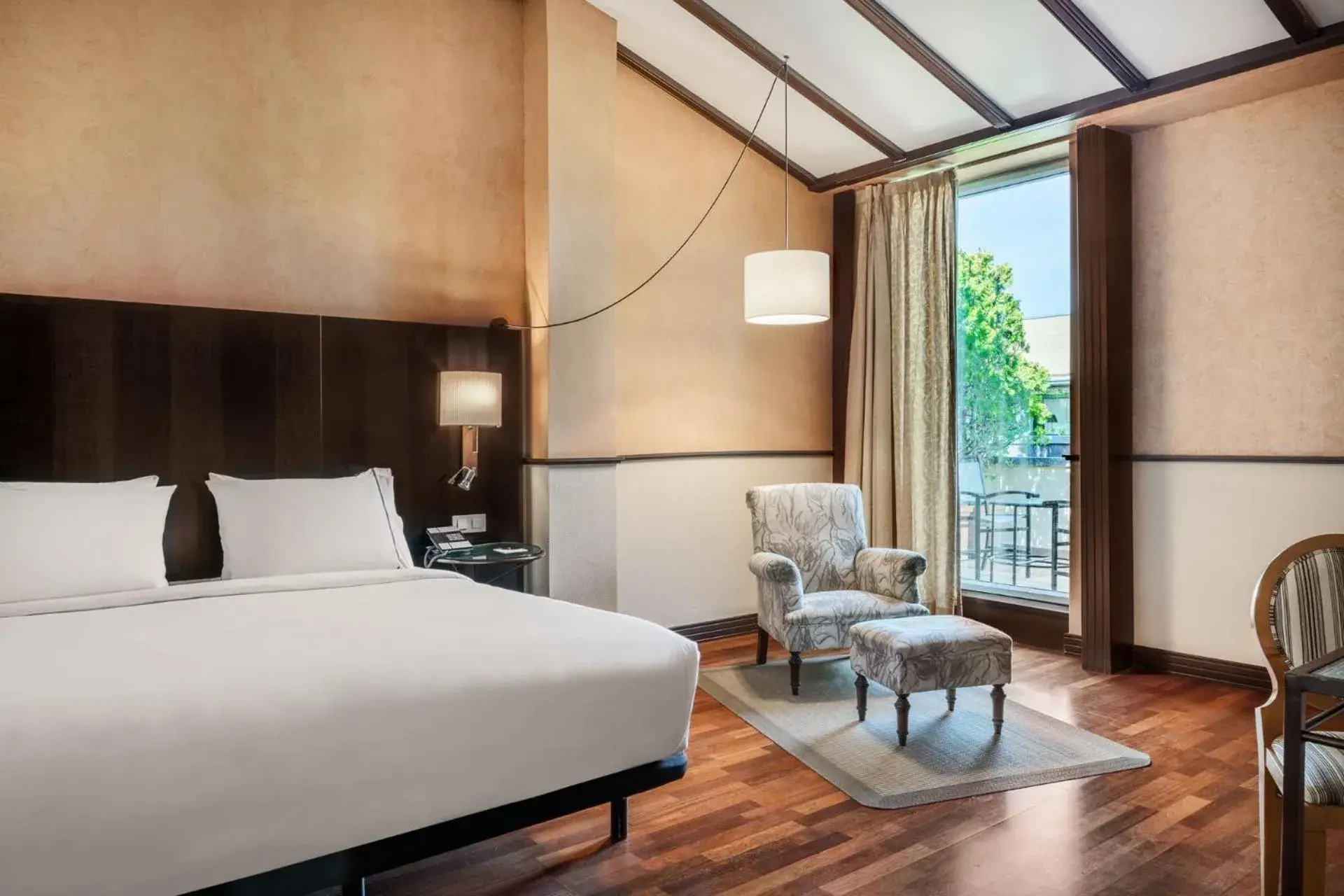 Superior King Room in AC Hotel Ciudad de Tudela by Marriott Superior King Room in AC Hotel Ciudad de Tudela by Marriott