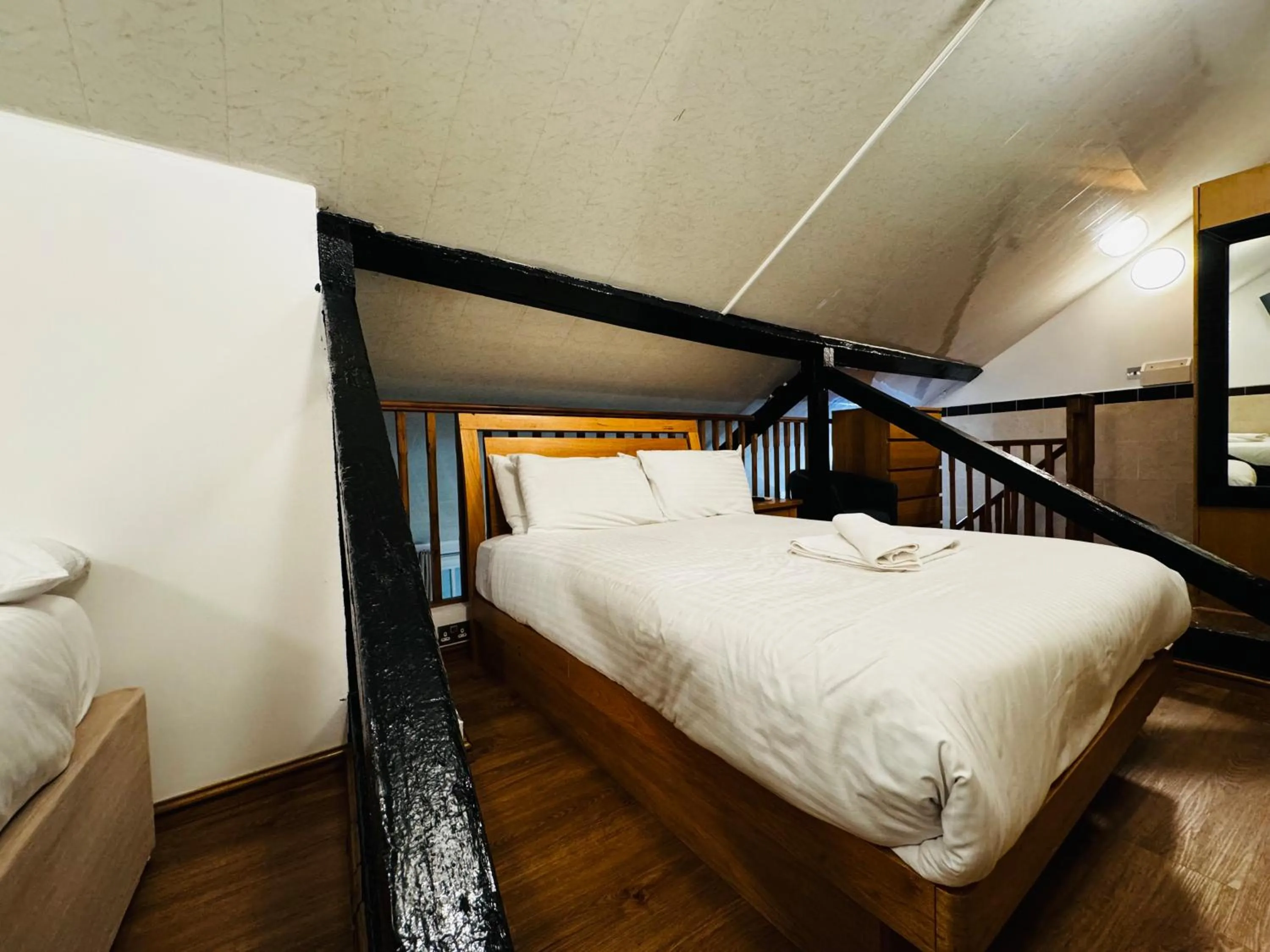 Bed in Berkley Apartments