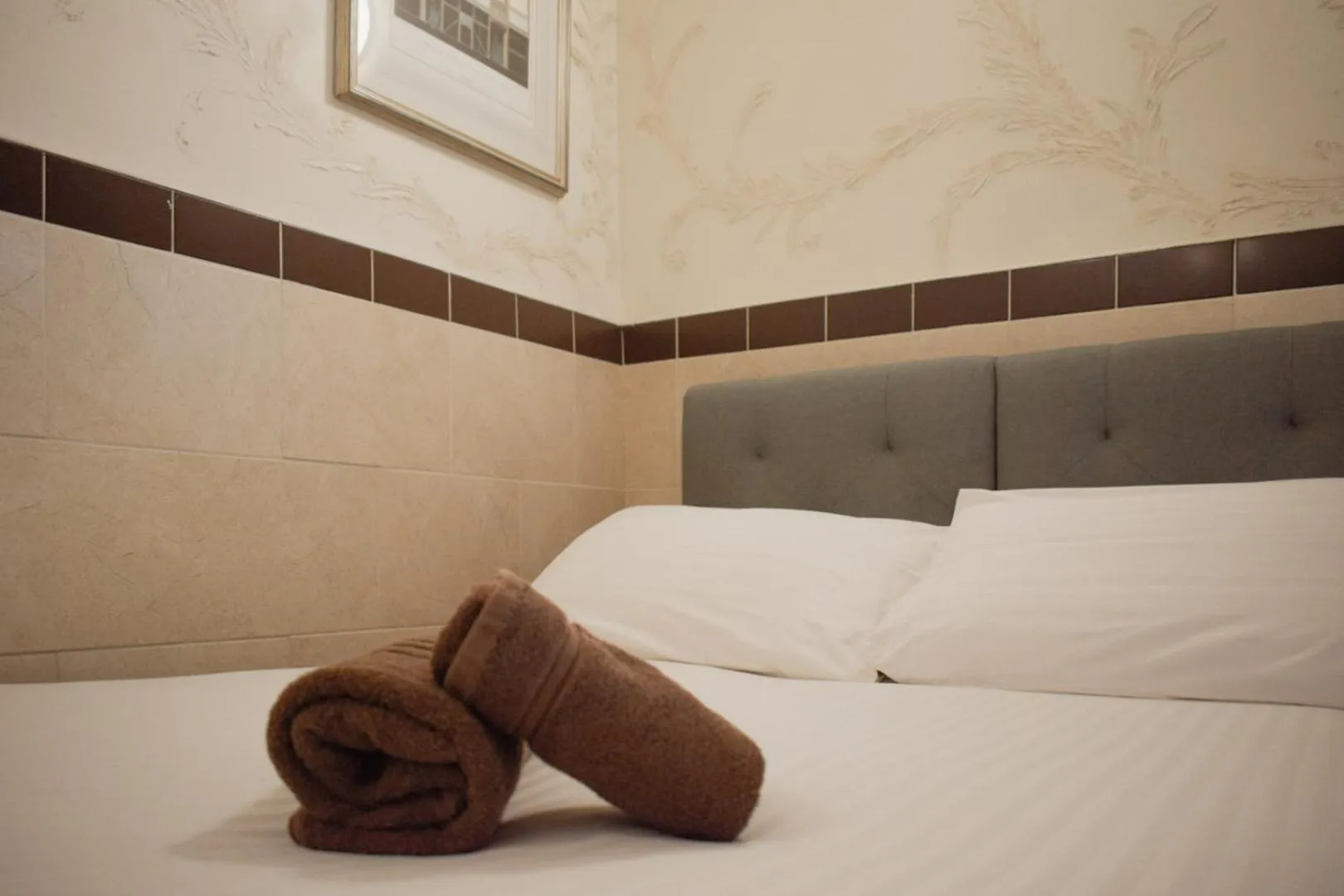 Bed in Berkley Apartments