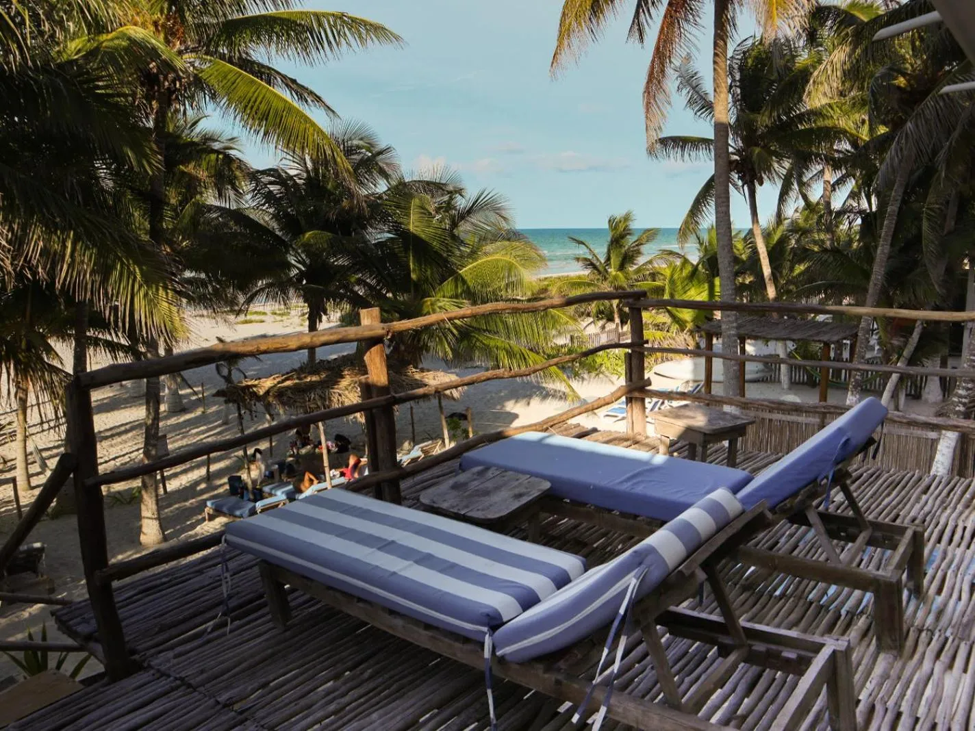 Day in Casa Mate BeachFront HOUSES El Cuyo