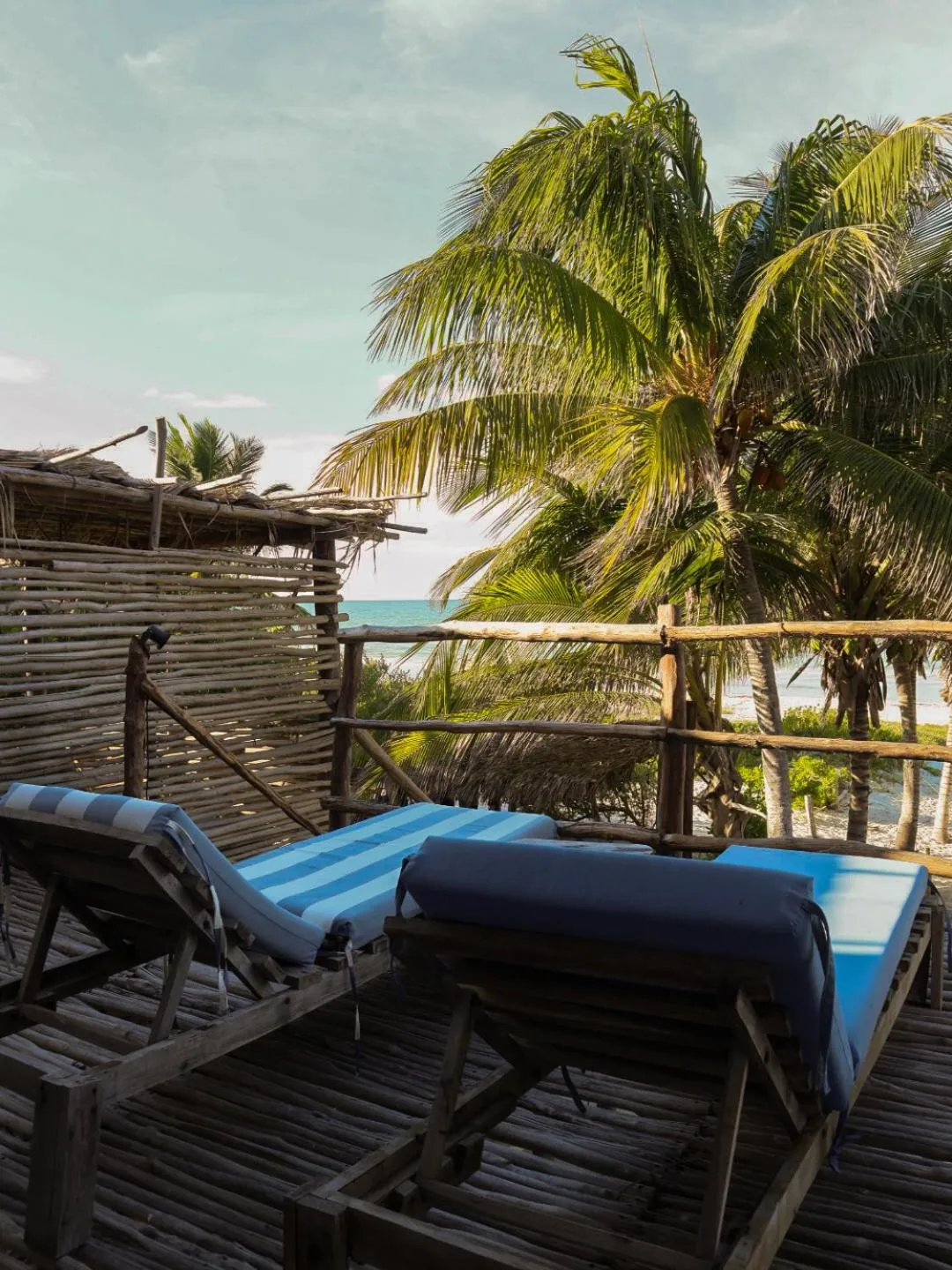 Day in Casa Mate BeachFront HOUSES El Cuyo