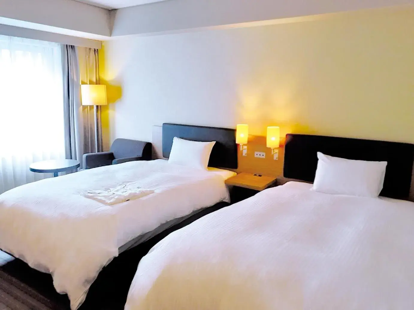 Standard Twin Room with Complimentary Breakfast - single occupancy in Prince Smart Inn Osaka Yodoyabashi Standard Twin Room with Complimentary Breakfast - single occupancy in Prince Smart Inn Osaka Yodoyabashi