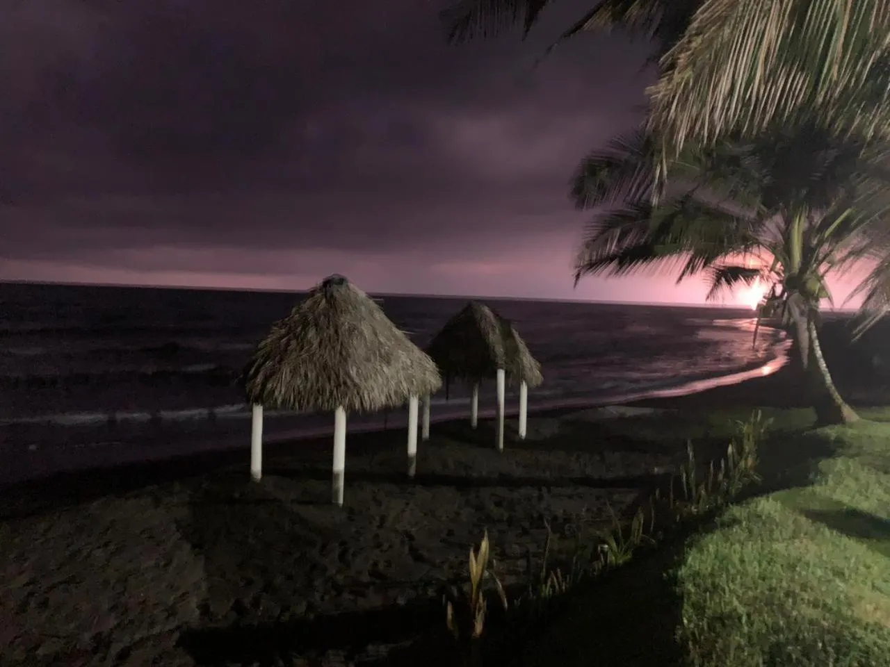 Beach in Mar De Estrellas - Hotel