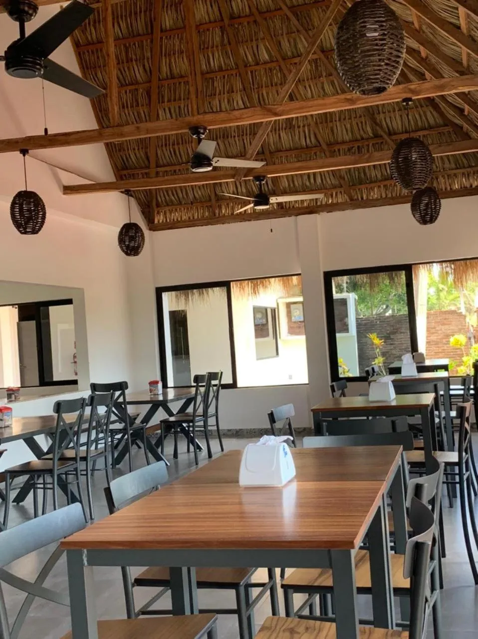 Restaurant/places to eat in Mar De Estrellas - Hotel