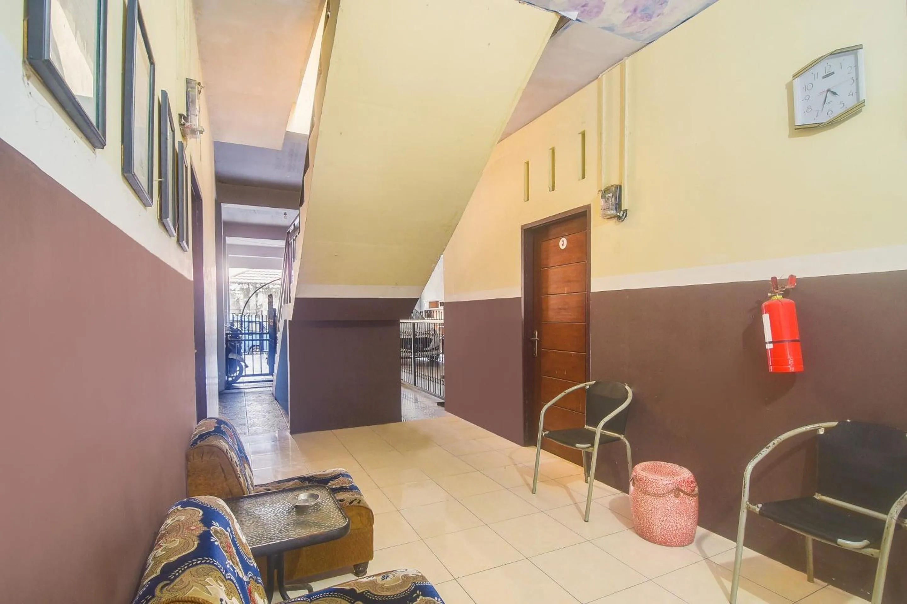 Lobby or reception in Hotel O Priska Kost Dan Homestay