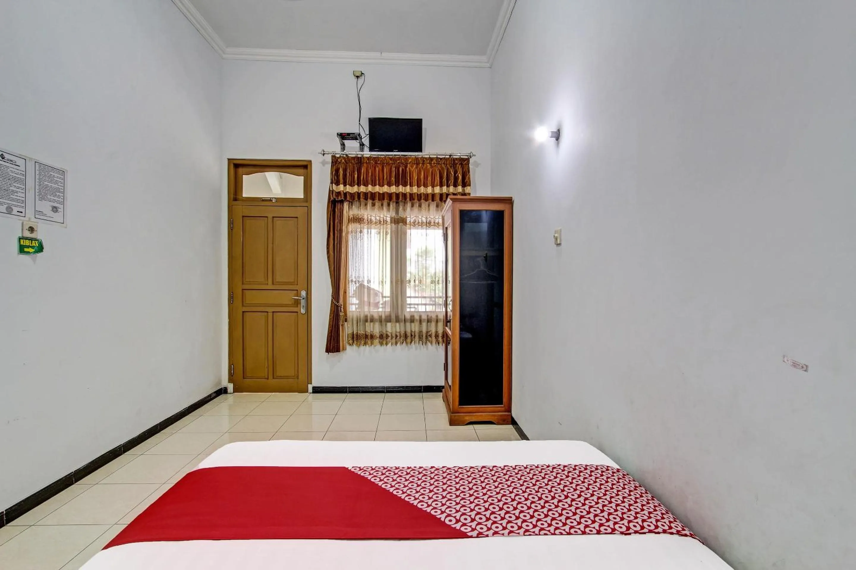 Bedroom, Bed in Hotel O Wisma Pkpri Purworejo