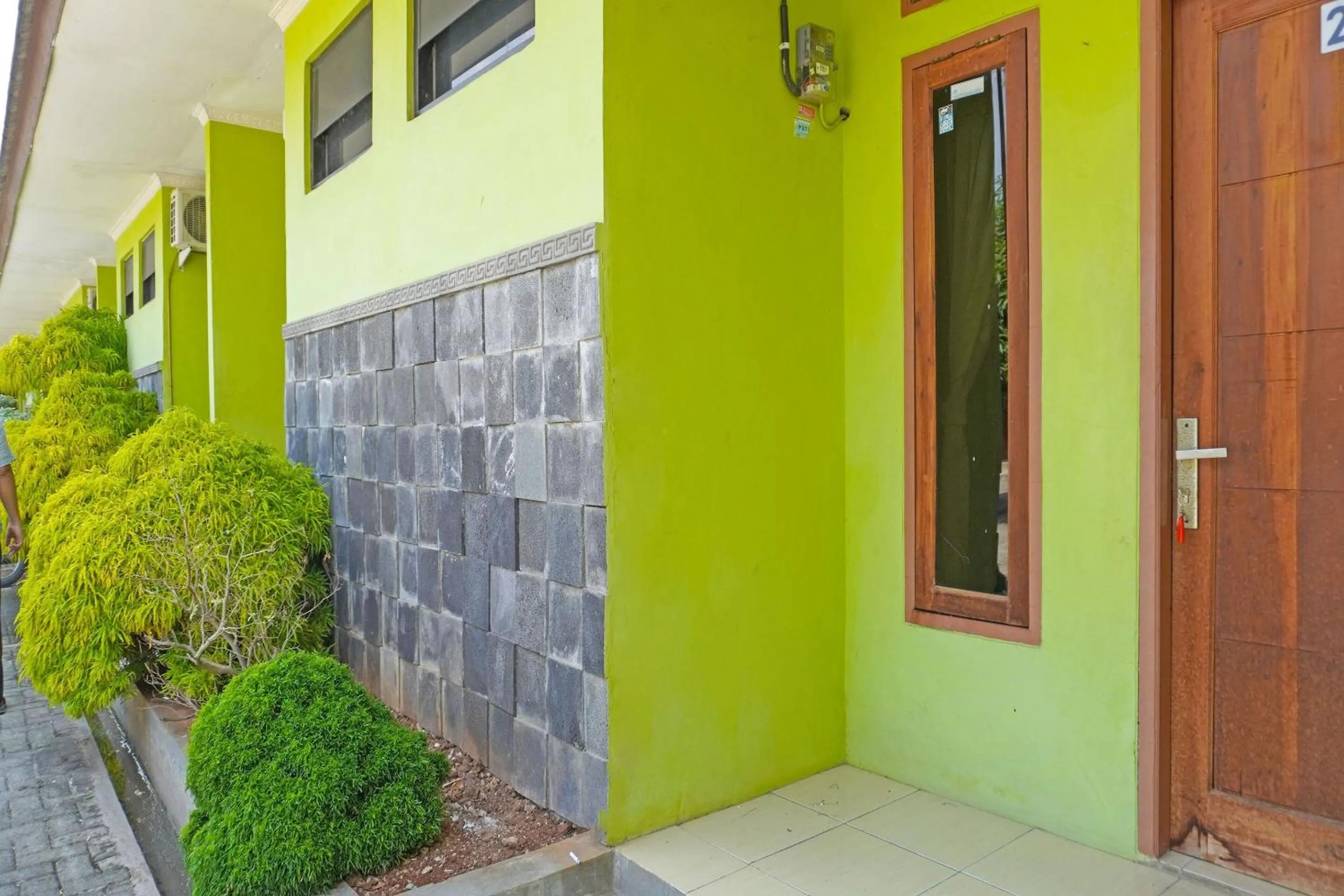 Facade/entrance in OYO 91762 Green Home Stay Syariah