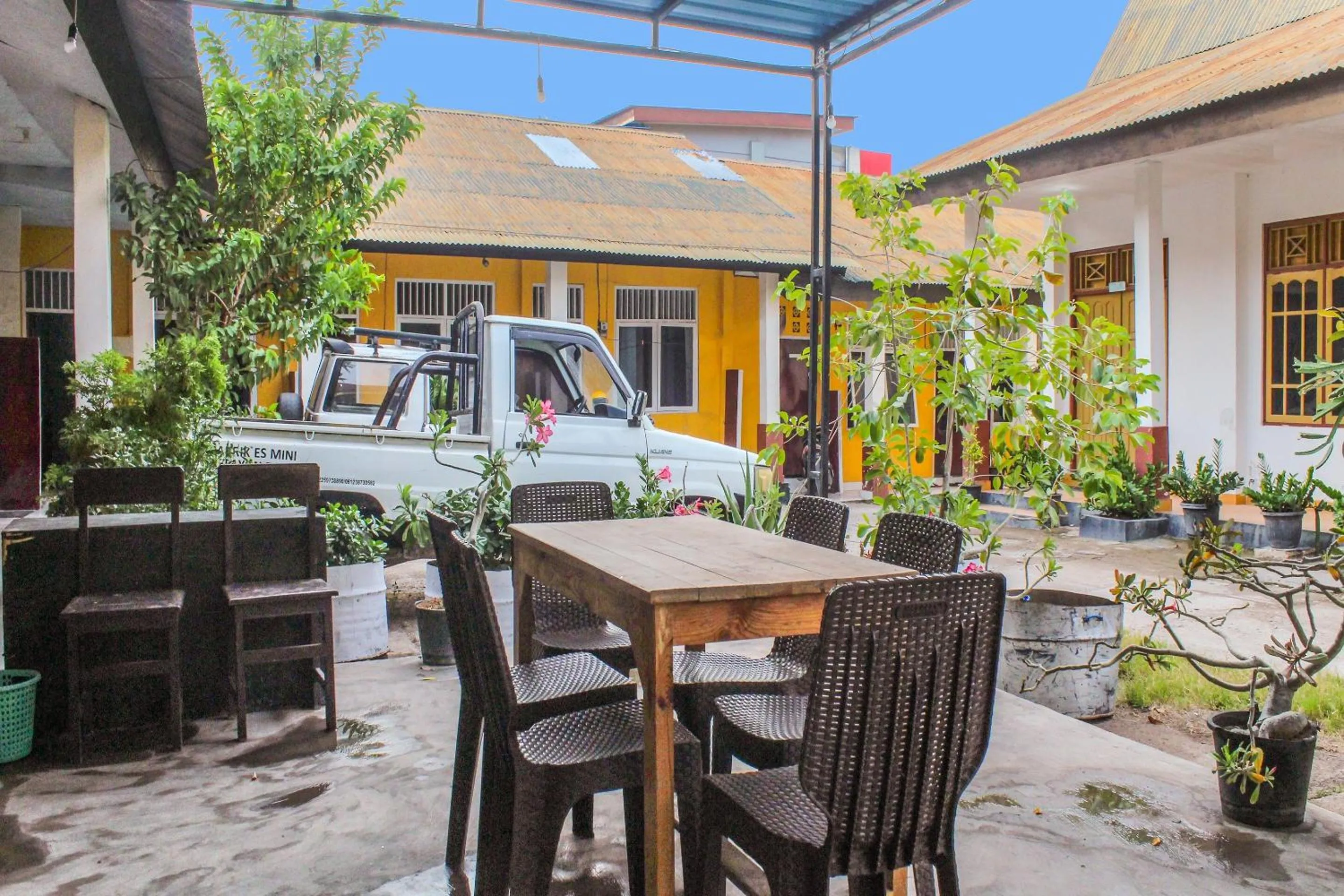 Lobby or reception in Hotel O Wisma Harapan Baik