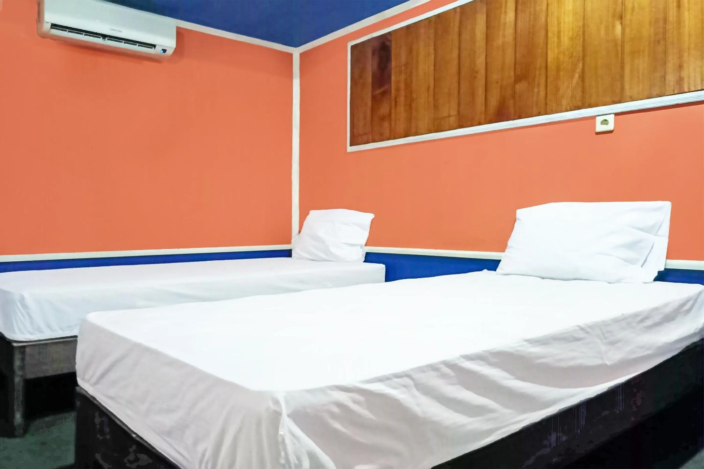 Bedroom, Bed in OYO 91768 Hotel Tanjung Permai