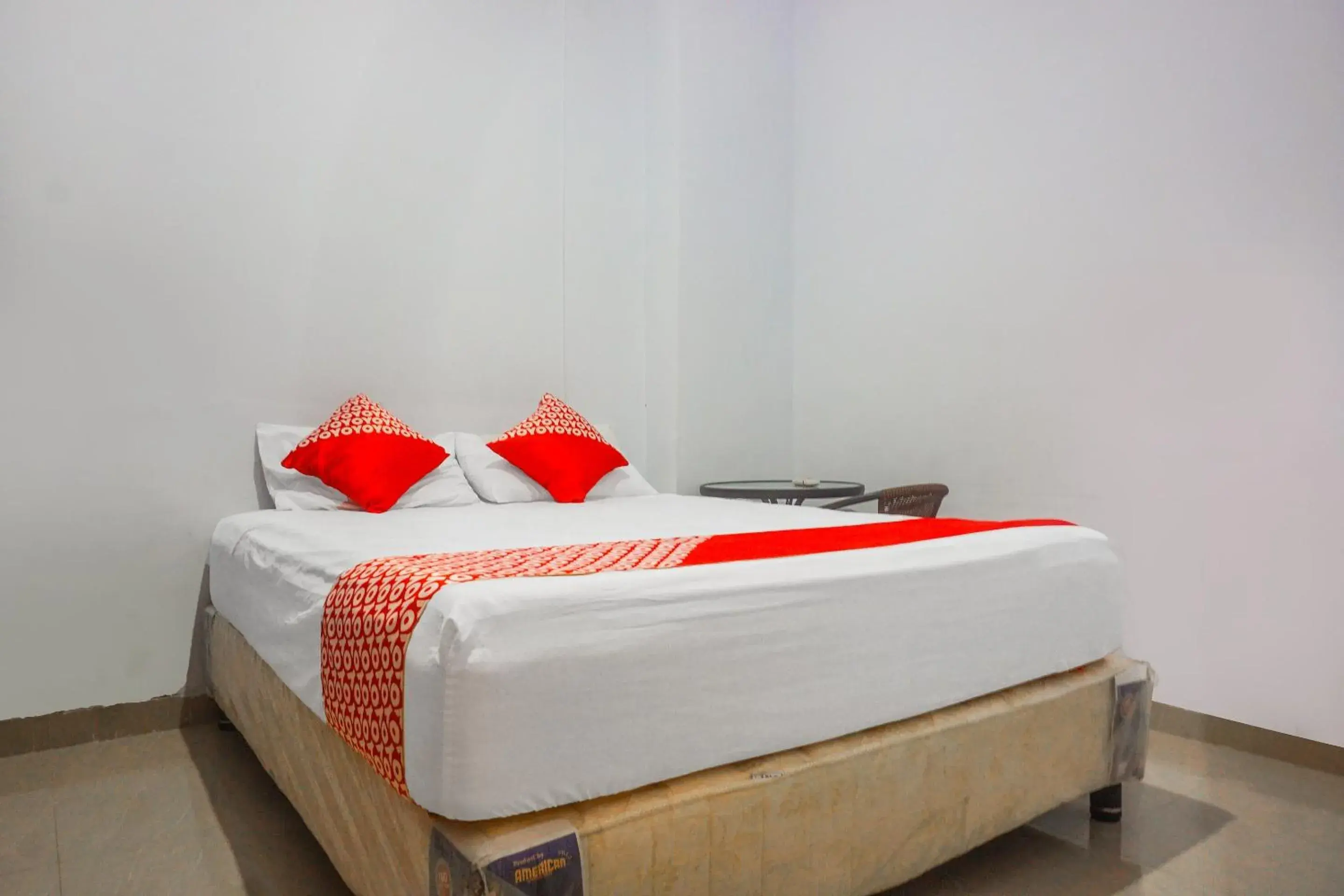 Standard Double Room in Hotel O Pondok Hikmah Makassar Standard Double Room in Hotel O Pondok Hikmah Makassar