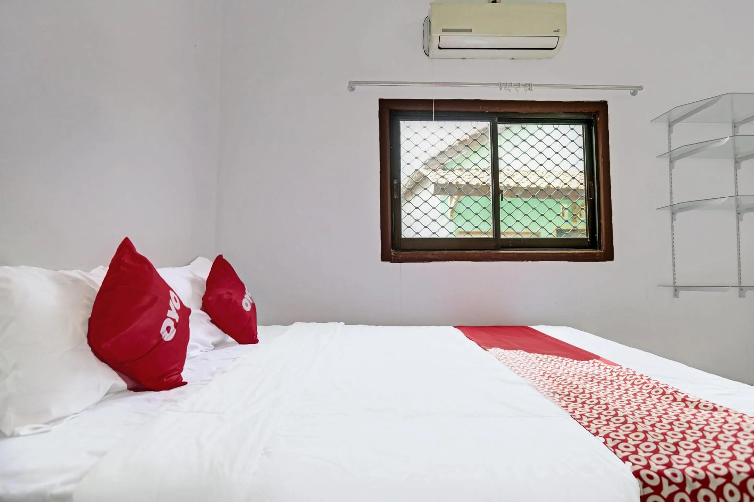 Bedroom in OYO 91773 Ab Homestay