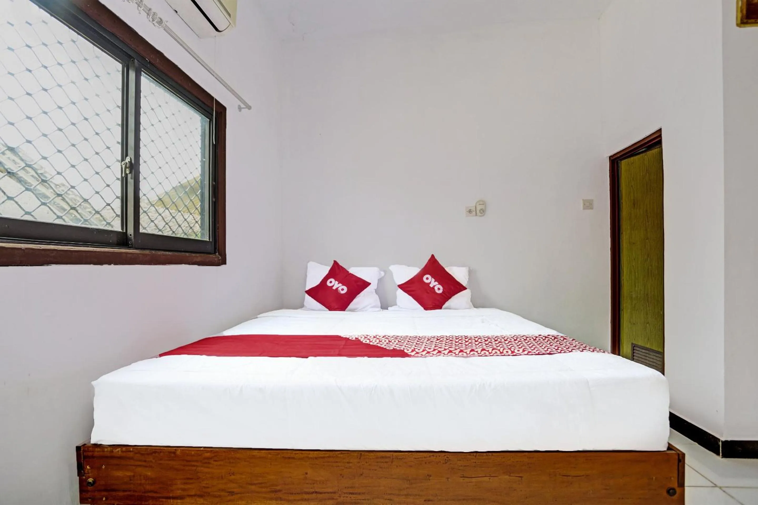 Bedroom in OYO 91773 Ab Homestay