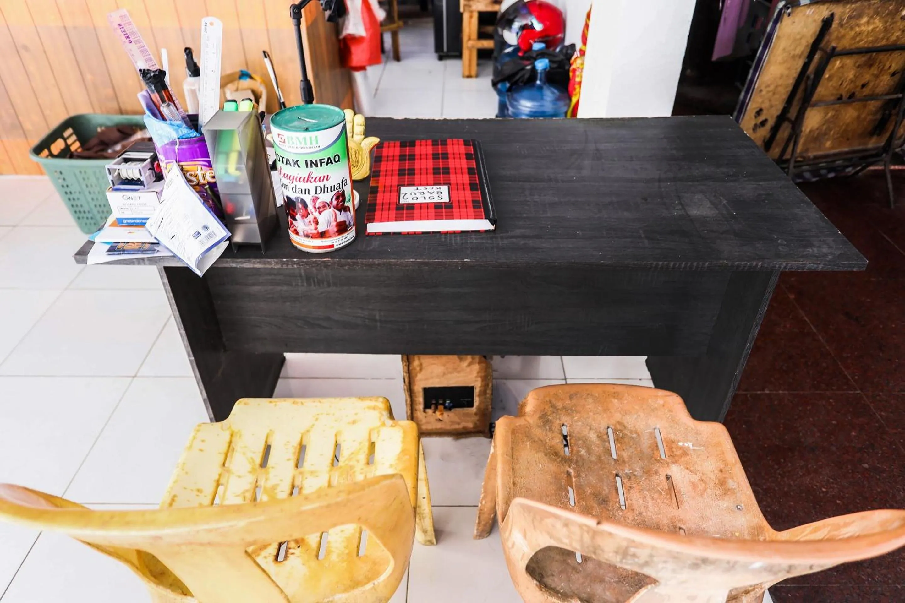 Lobby or reception in Hotel O Solo Baru Homestay Syariah