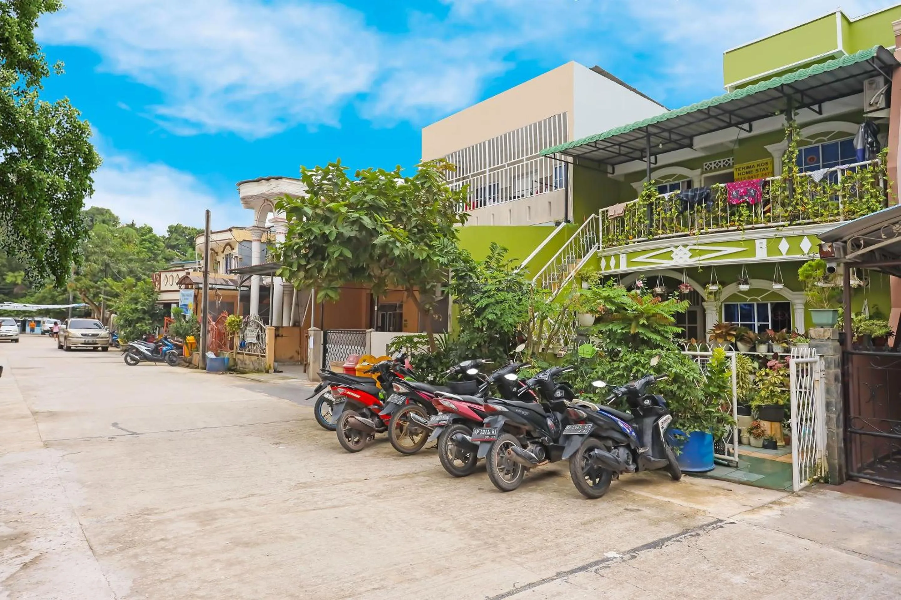 Facade/entrance in Hotel O Satria Homestay Syariah