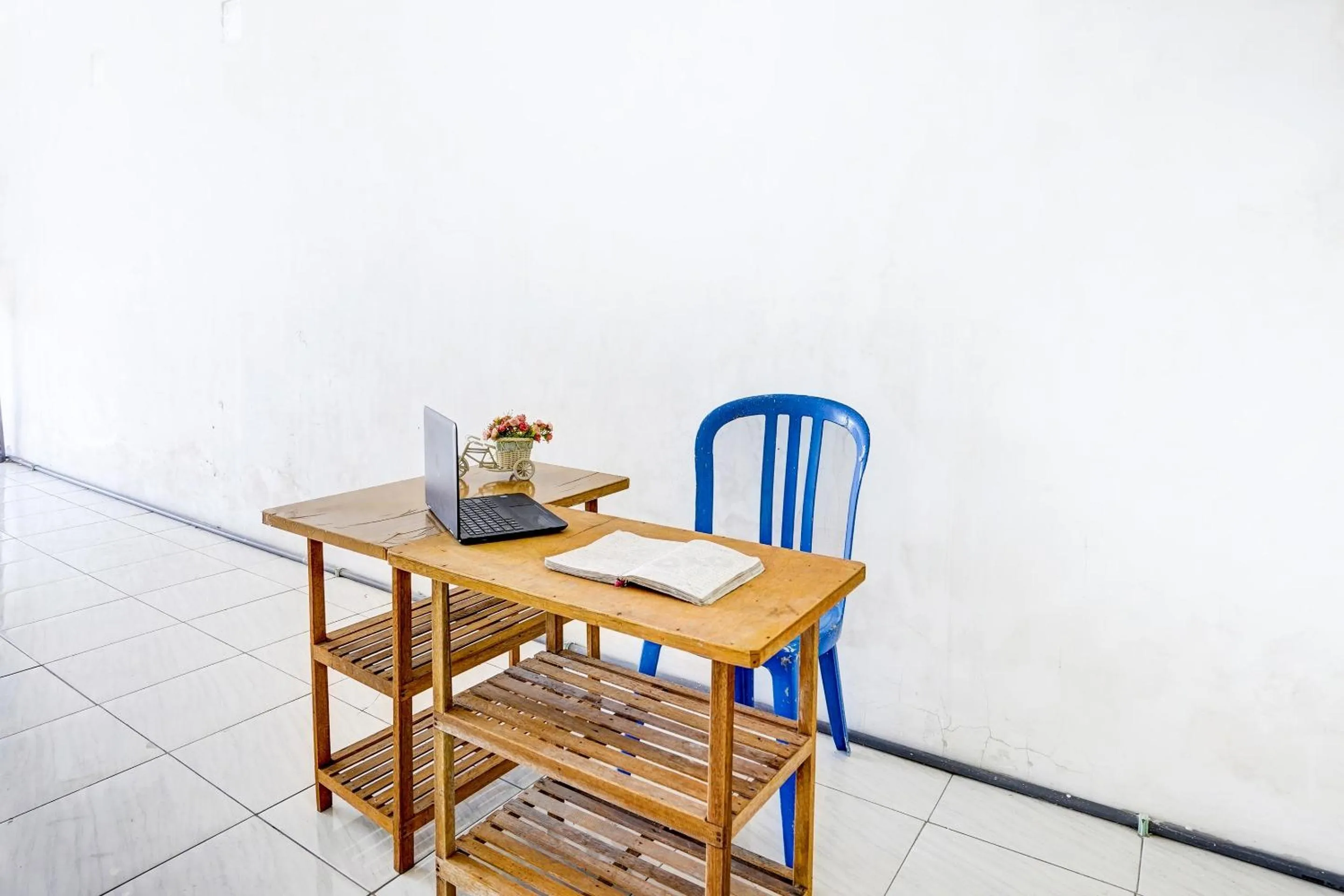 Lobby or reception in Hotel O Kost Umik Sidoarjo Syariah