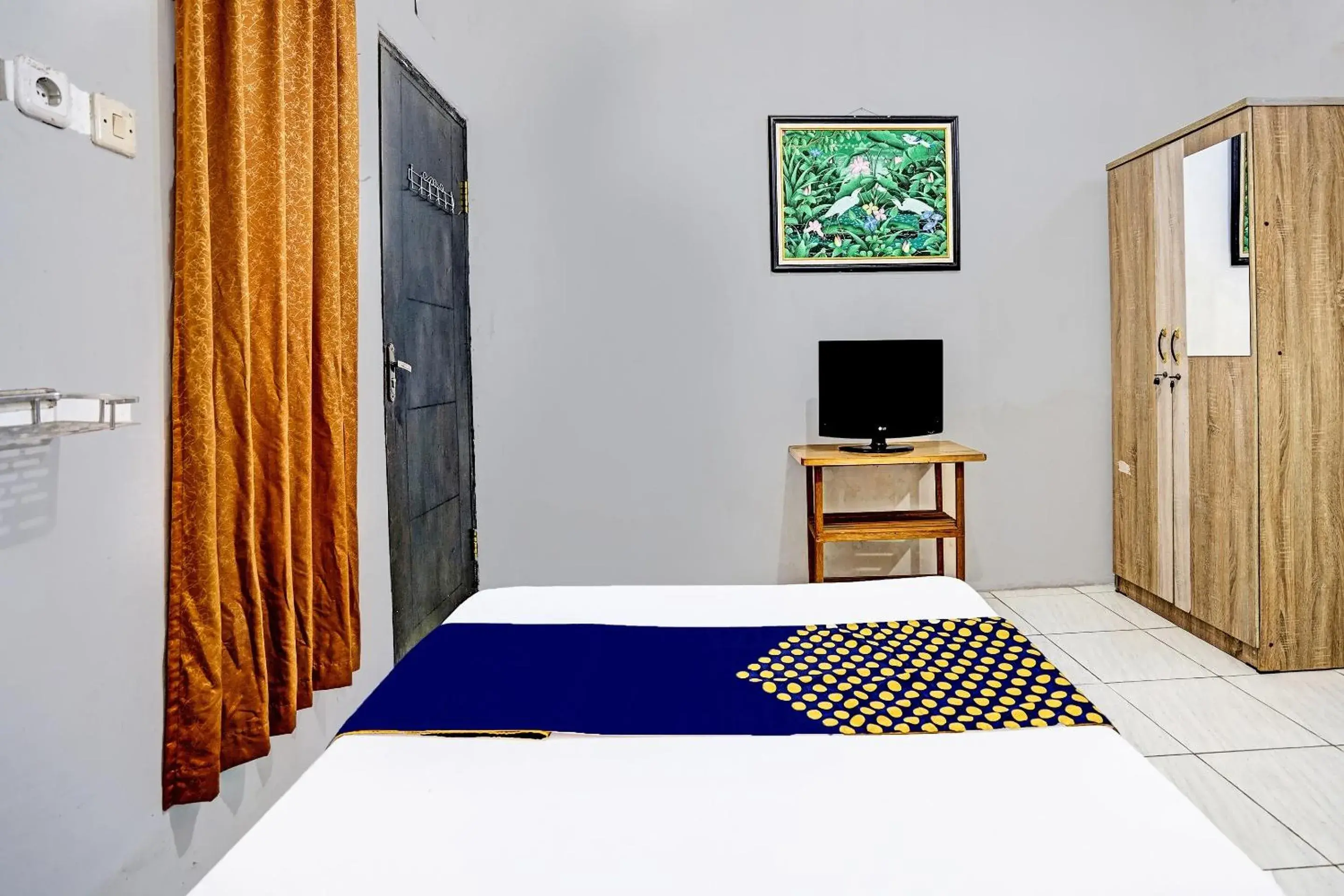 Double Room in Hotel O Kost Umik Sidoarjo Syariah Double Room in Hotel O Kost Umik Sidoarjo Syariah