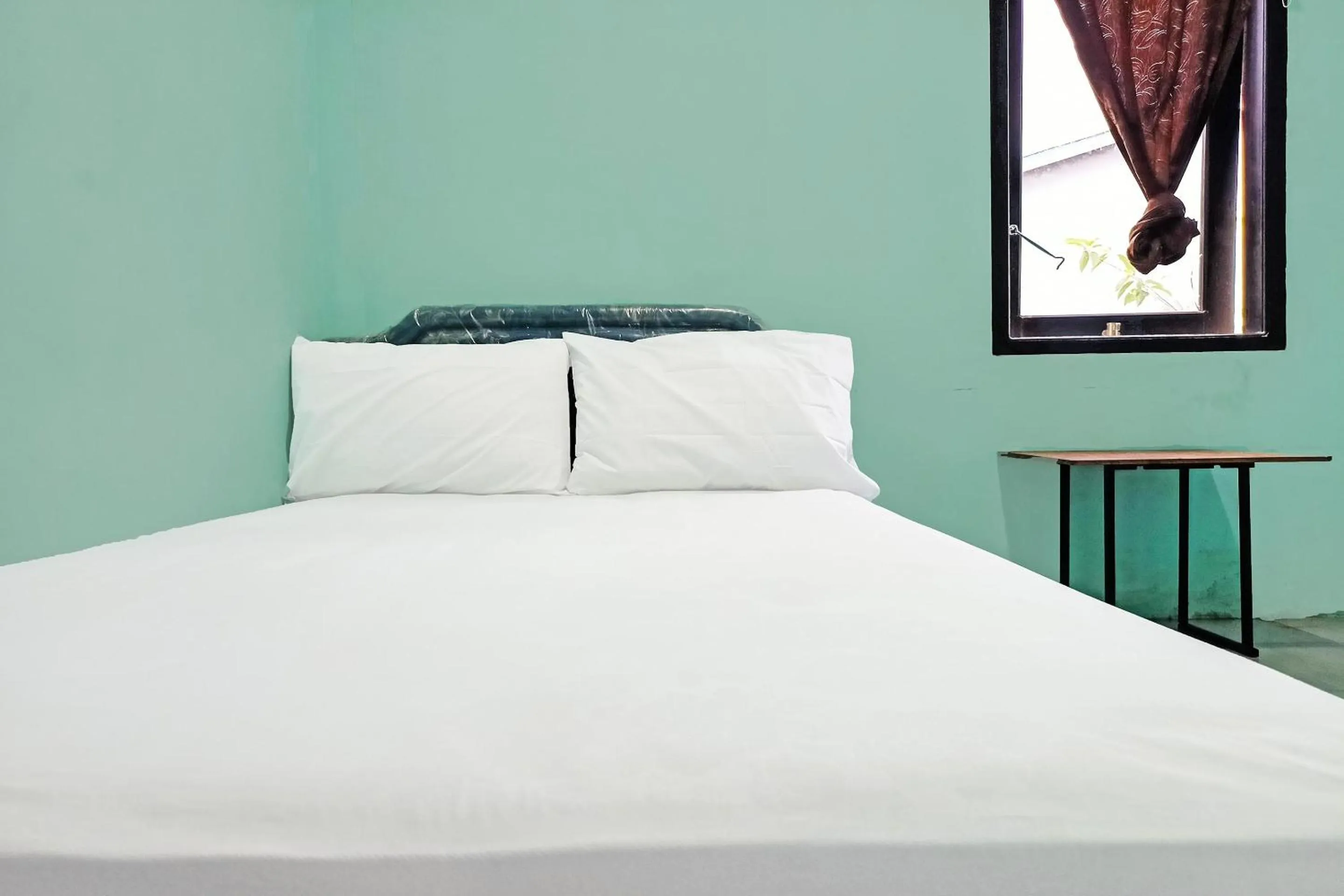 Bedroom, Bed in SPOT ON 91791 Homestay Surya Syariah