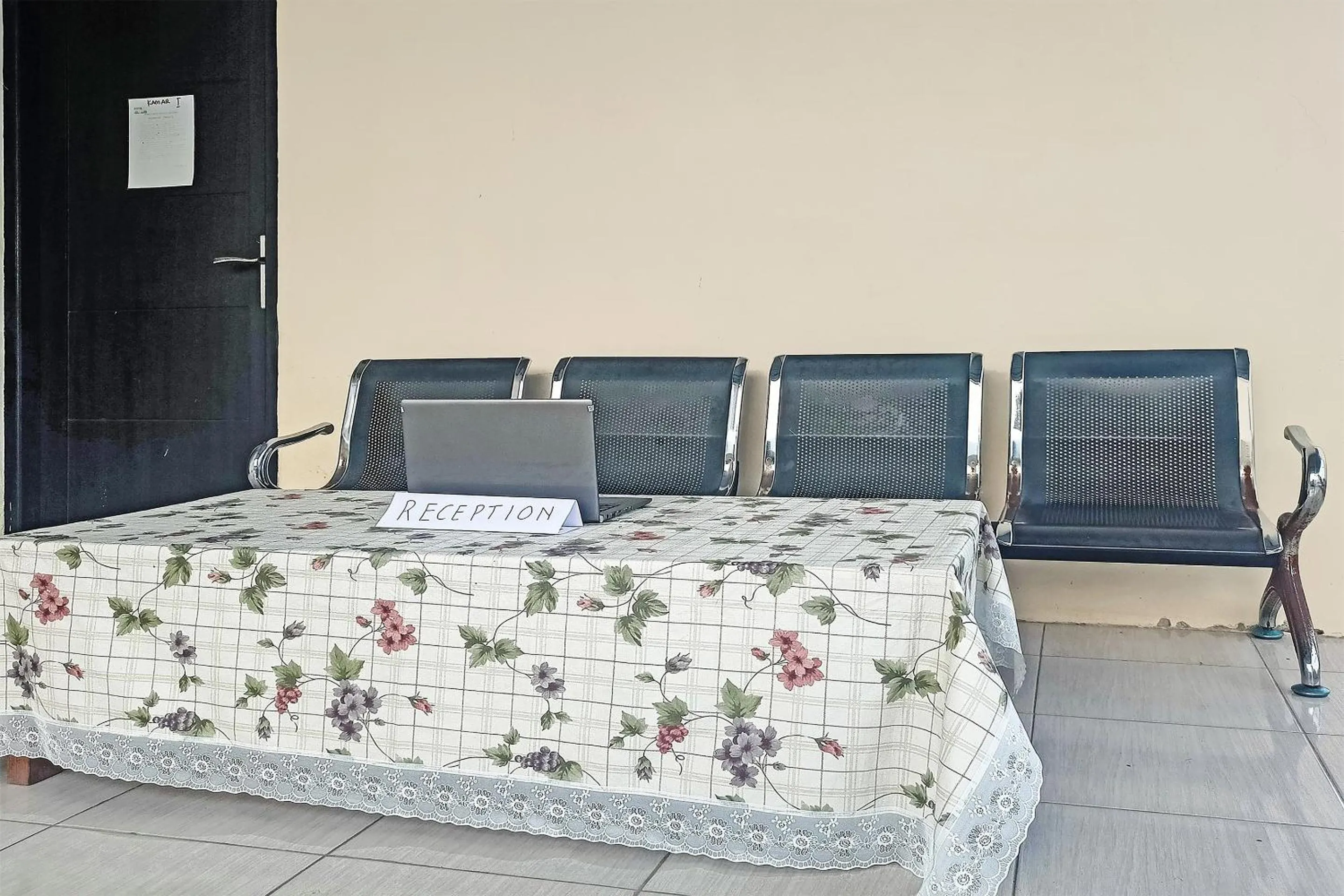 Lobby or reception, Bed in SPOT ON 91791 Homestay Surya Syariah