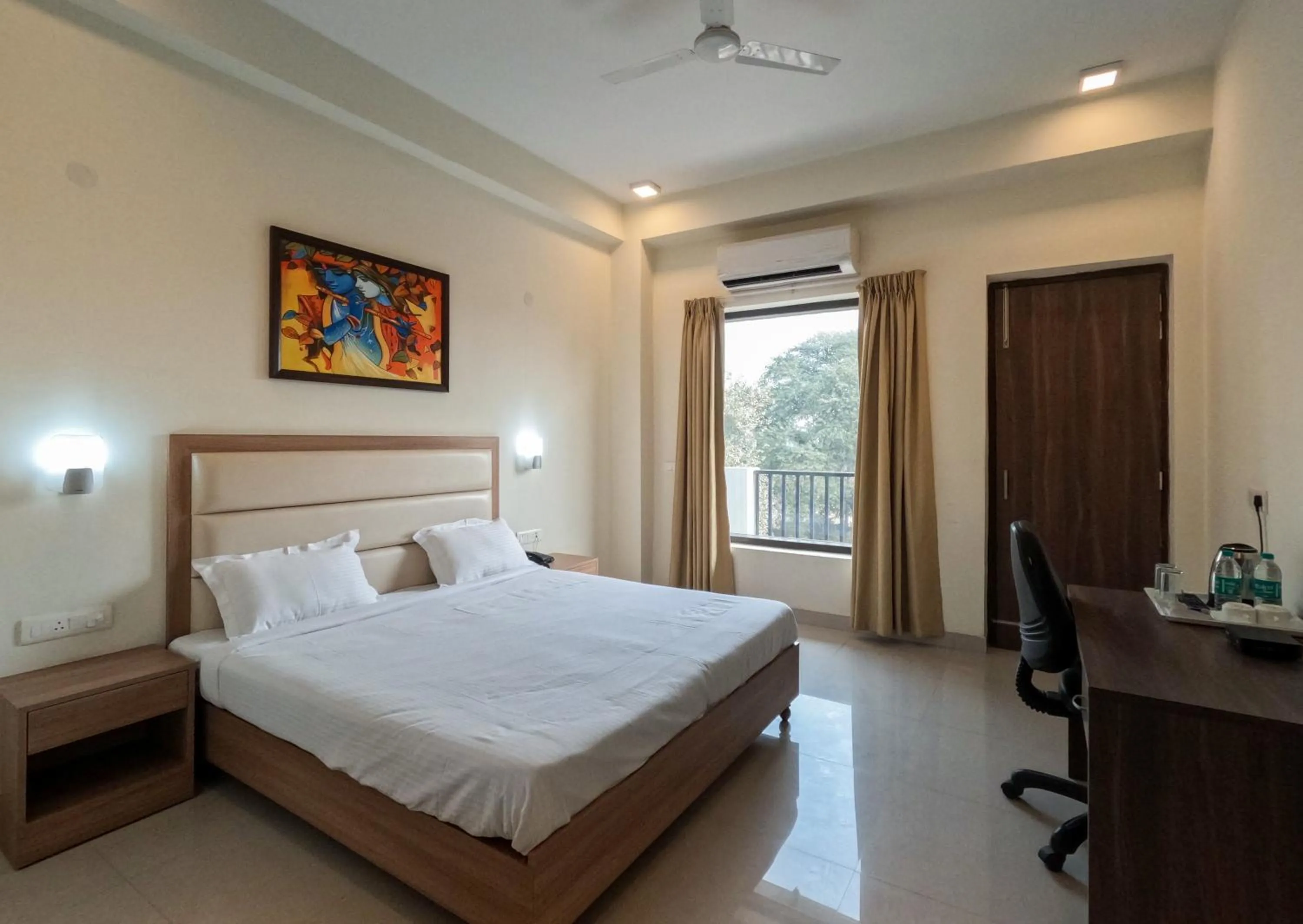 Bed in Hotel The Luxem