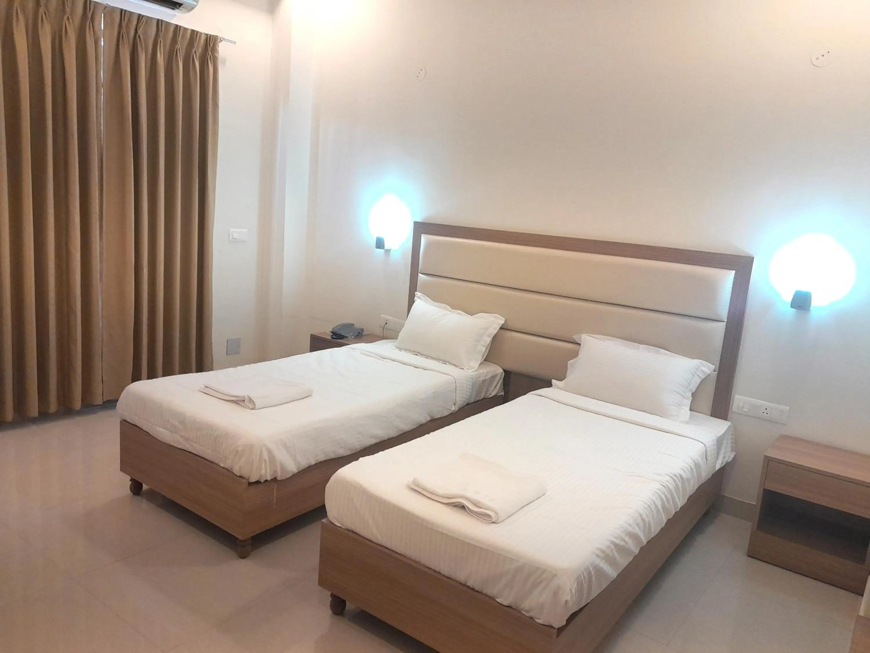 Bed in Hotel The Luxem