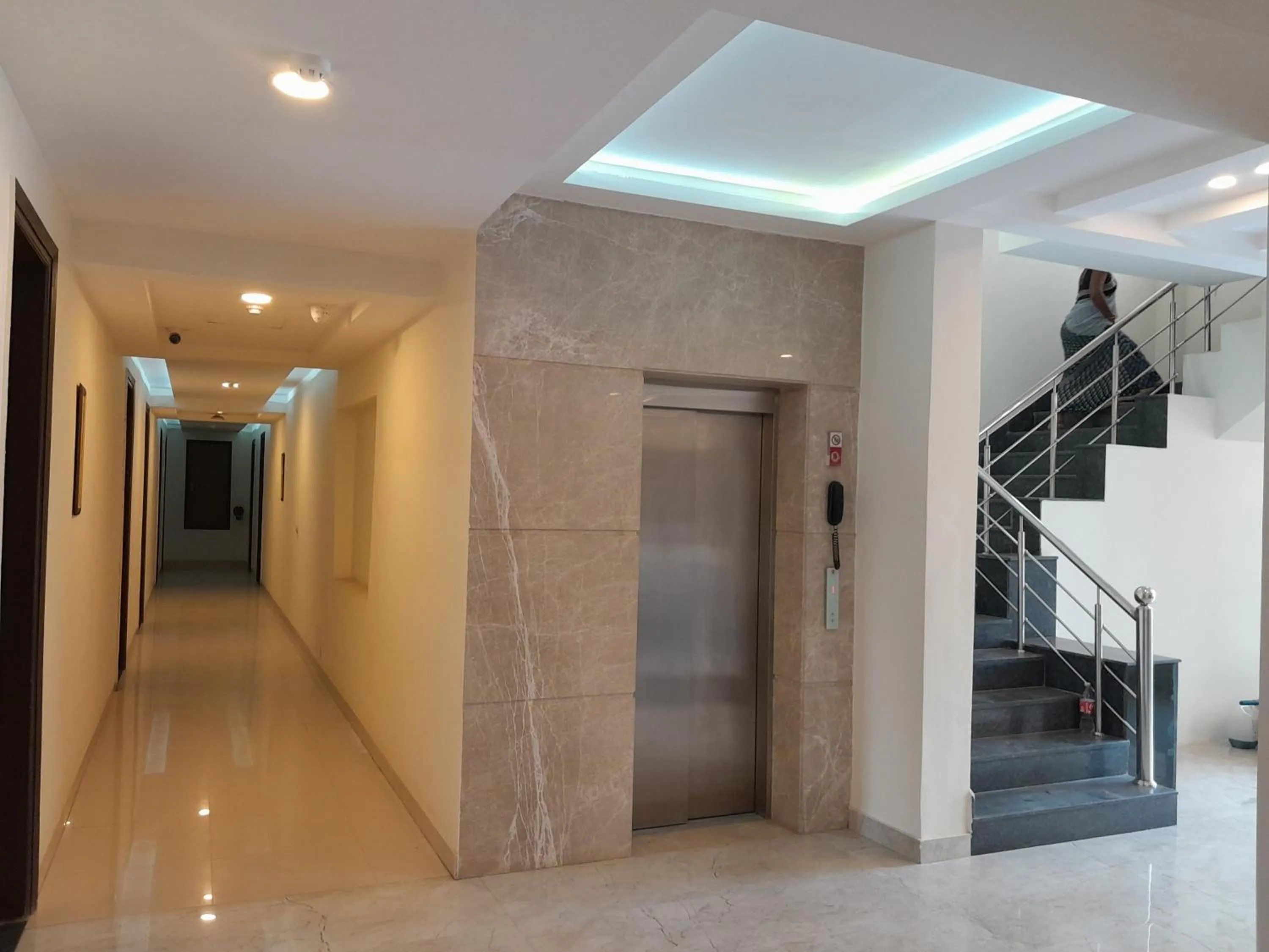 elevator in Hotel The Luxem