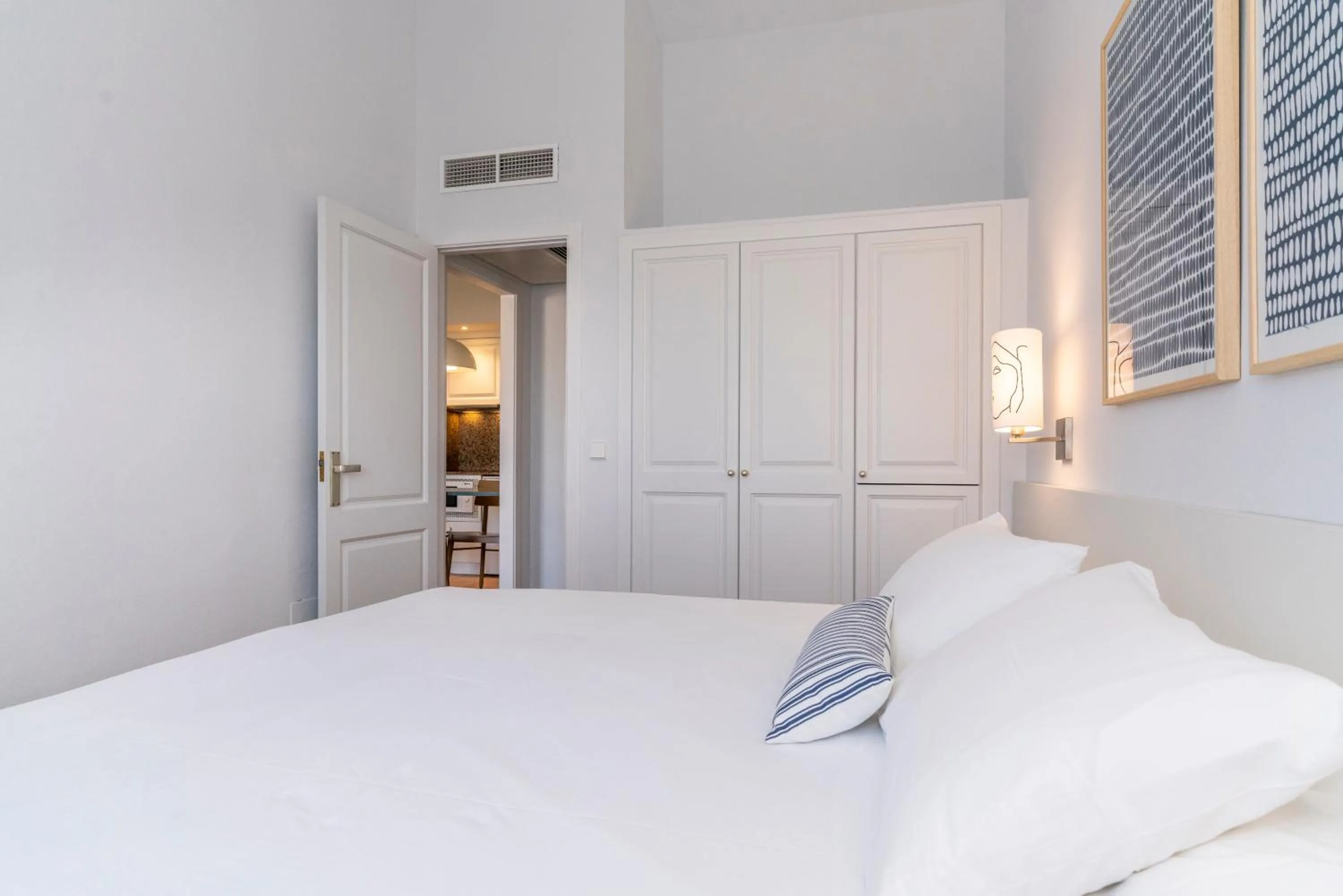 Bed in Calallonga Hotel Menorca